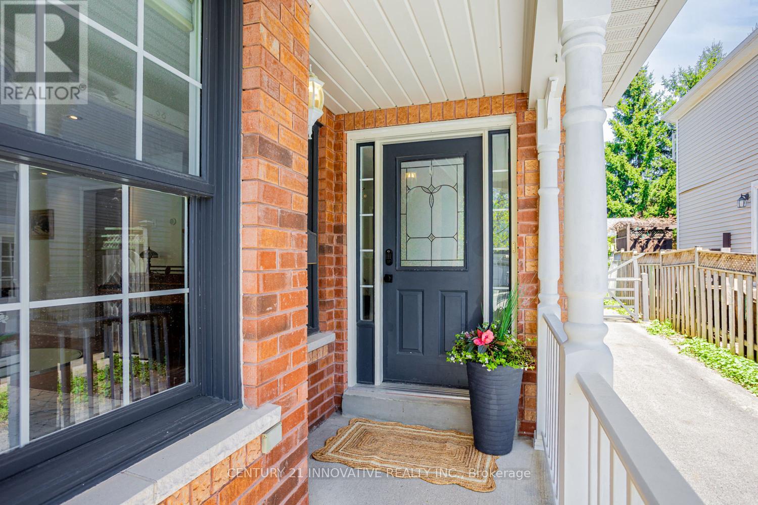 Property at 4 BLACKFRIAR AVENUE image 2