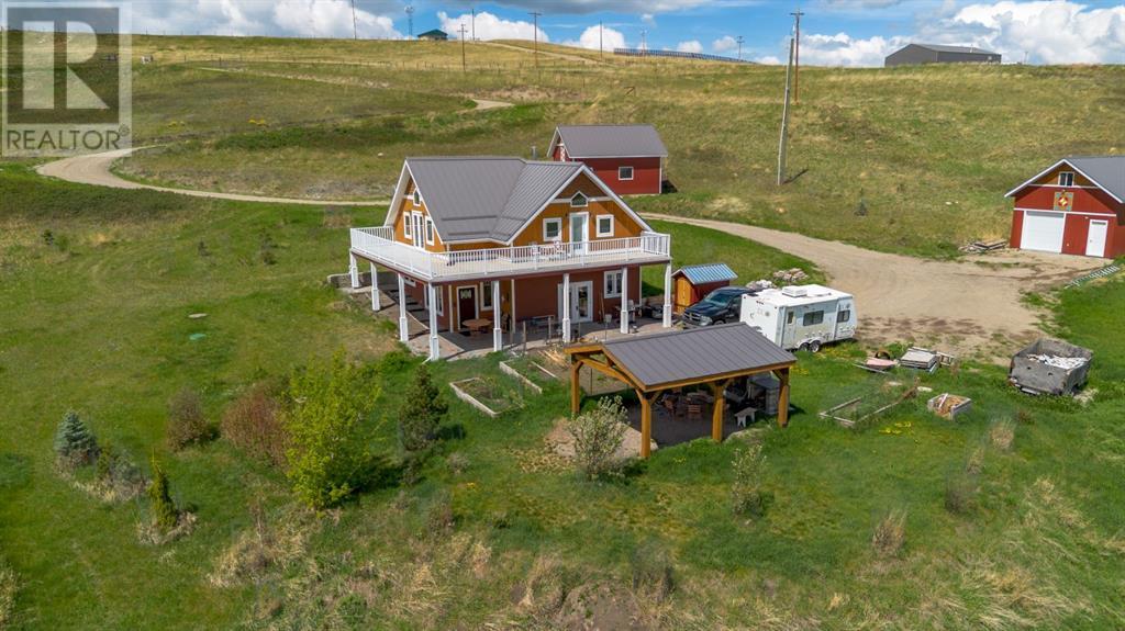 42015 Rr280, Hill Spring, Alberta  T0K 1W0 - Photo 2 - A2223013