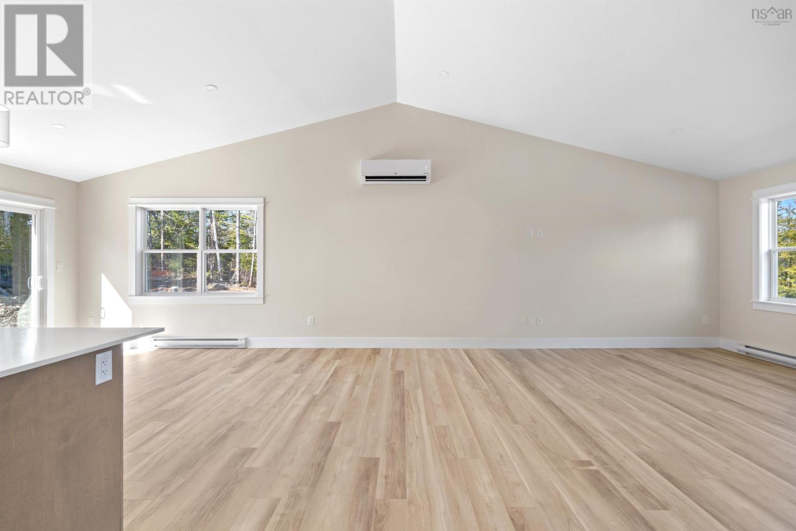 10588 Highway 7, Oyster Pond, Nova Scotia  B0J 2L0 - Photo 12 - 202505545