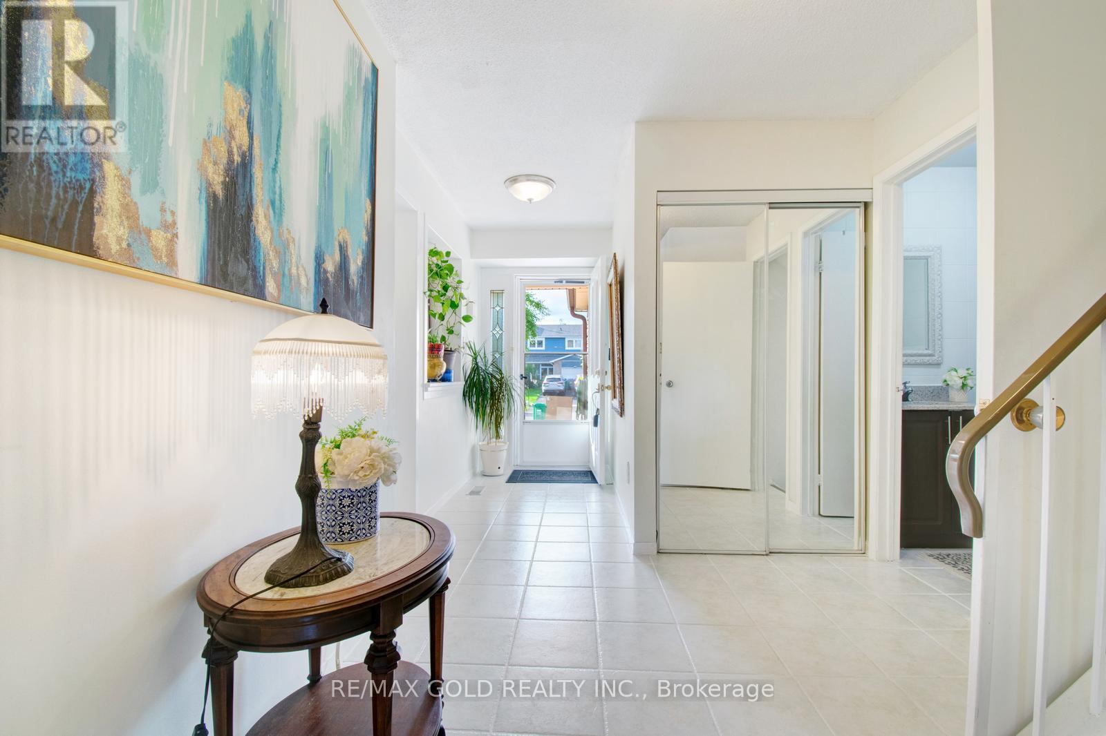 Property at 2908 ARLES MEWS image 4