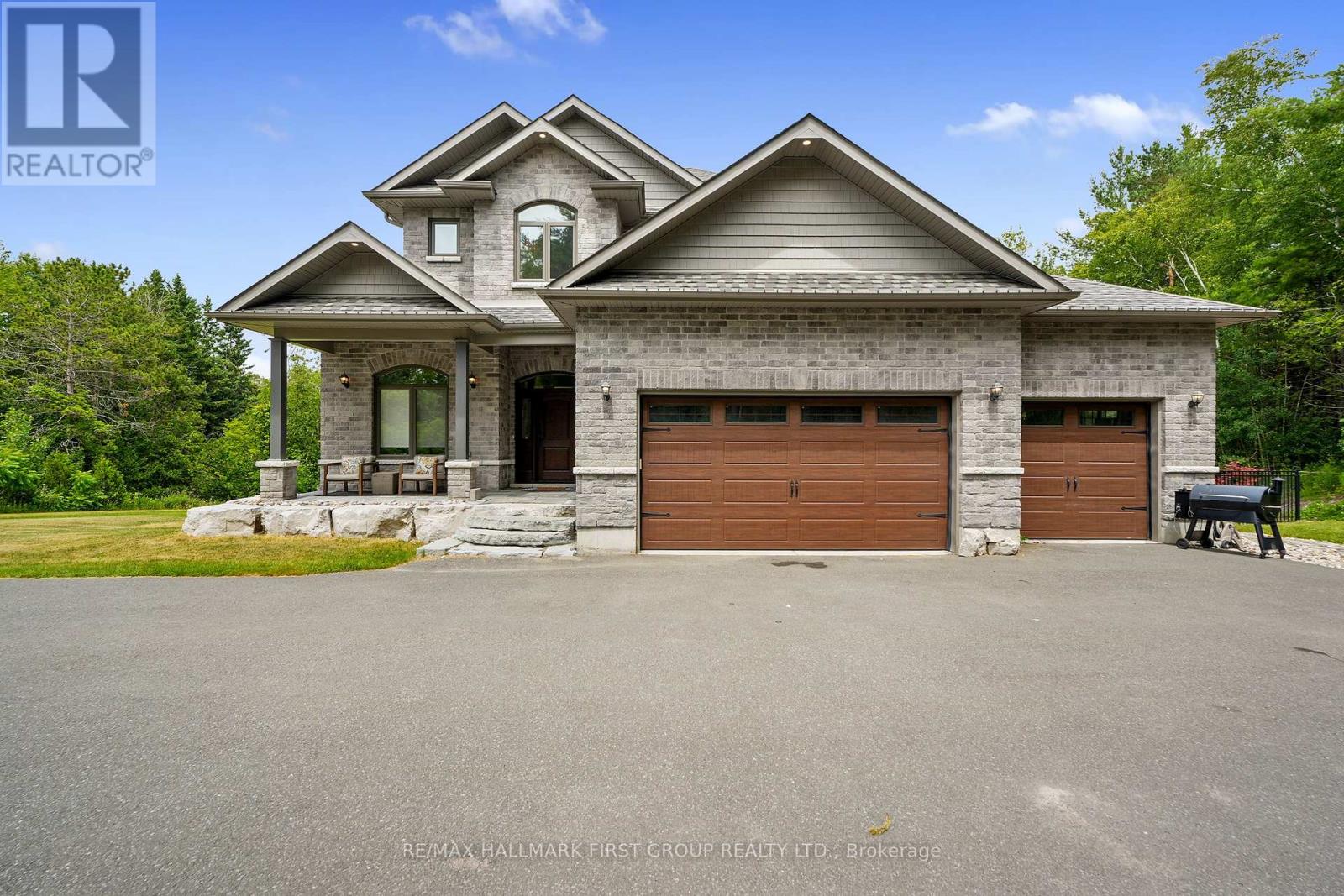 38 DEERFIELD DRIVE, Hamilton Township, Ontario