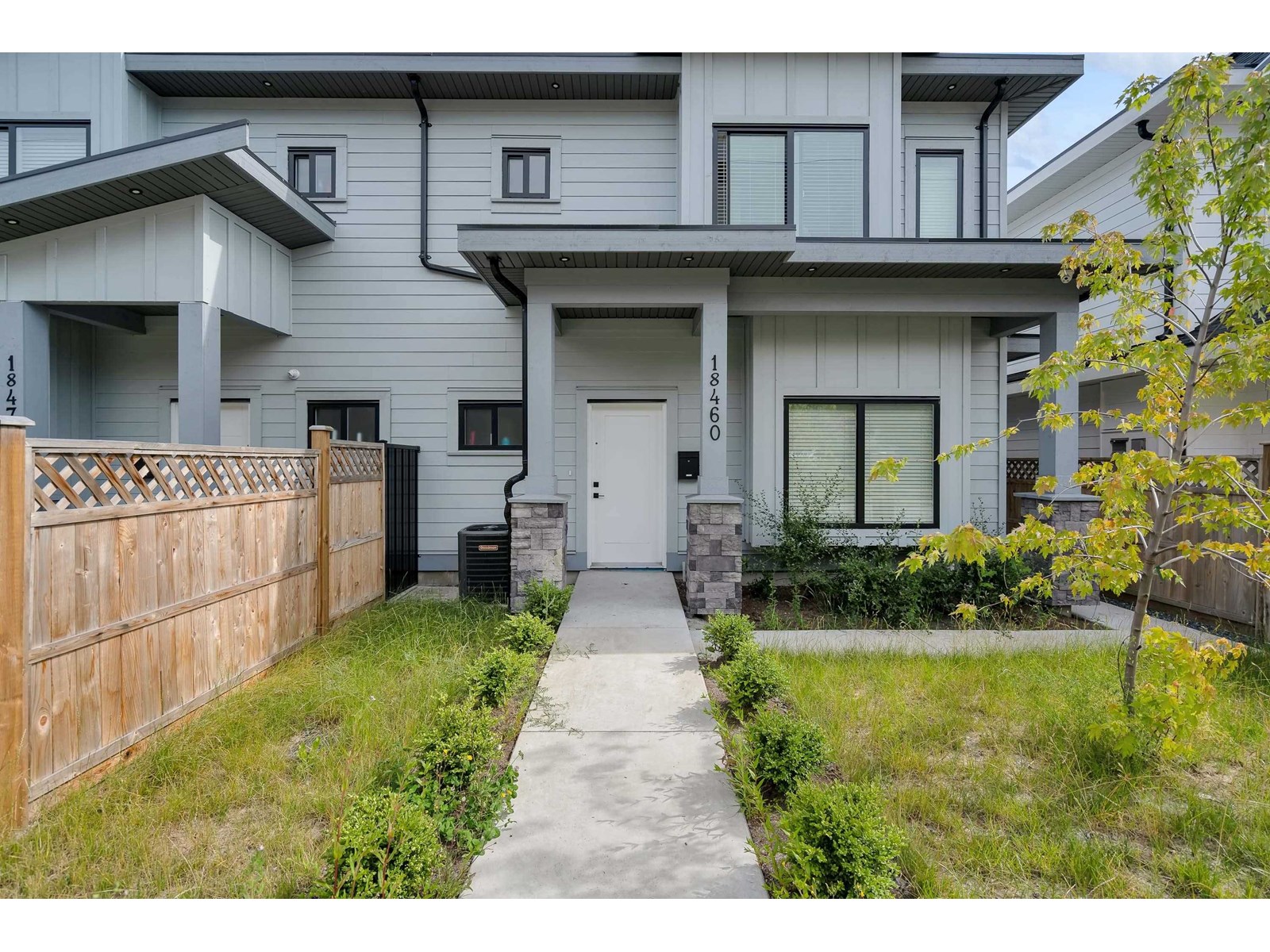 Property at 18460 64 AVENUE image 4