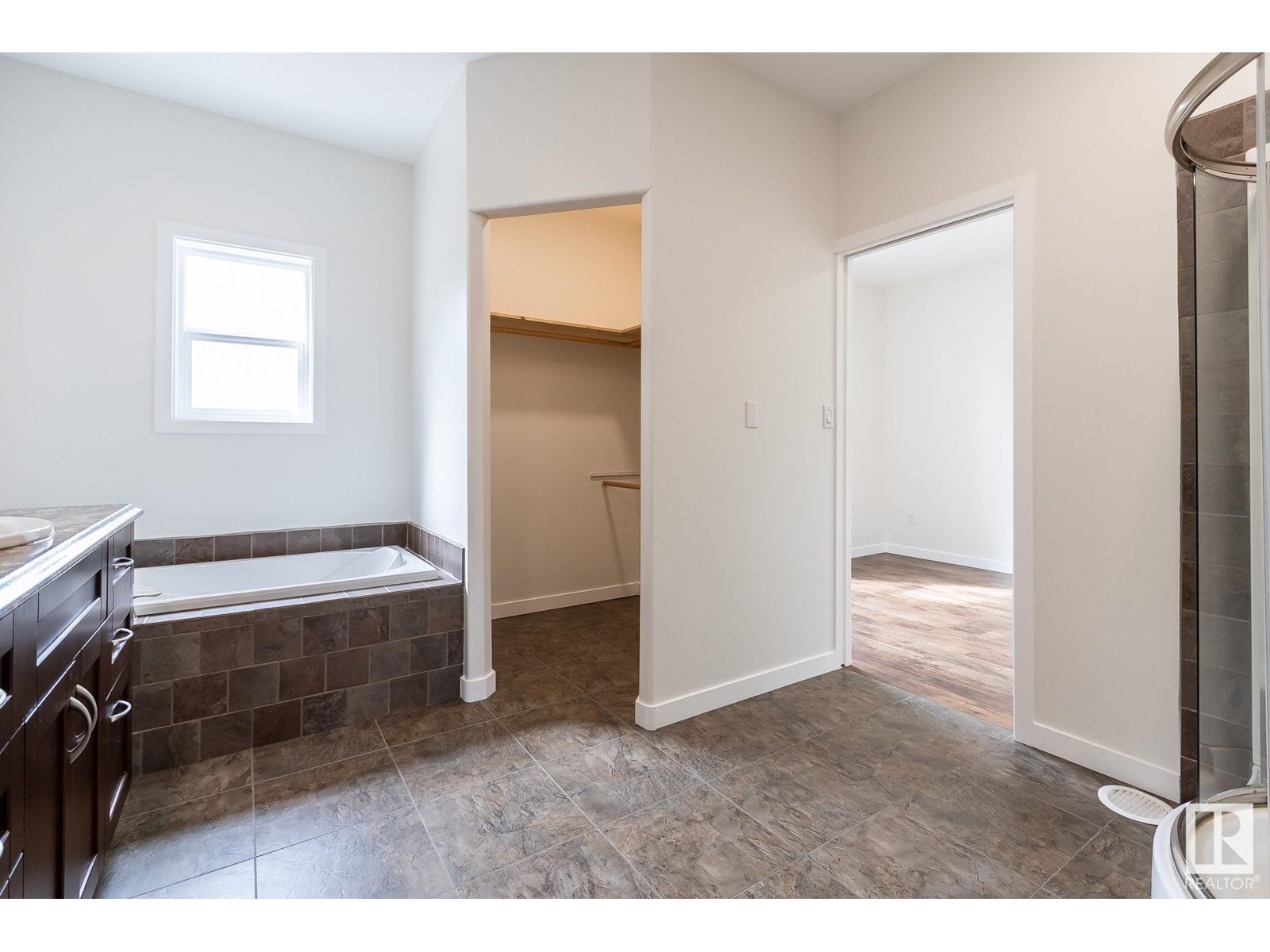 305 3 St, Rural Lac Ste. Anne County, Alberta  T0A 0E0 - Photo 24 - E4446708