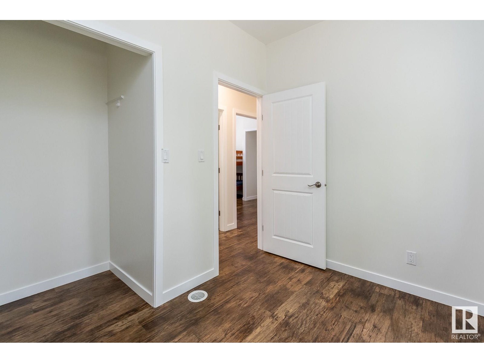 305 3 St, Rural Lac Ste. Anne County, Alberta  T0A 0E0 - Photo 37 - E4446708