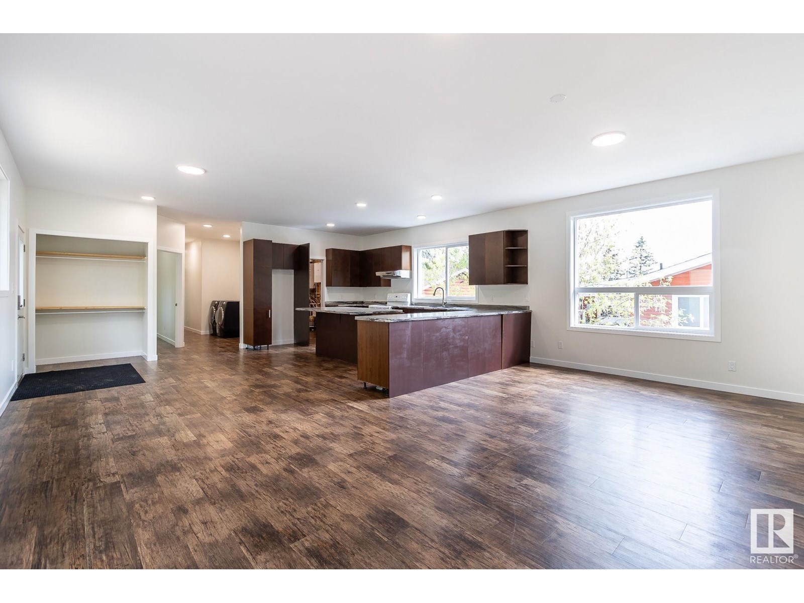 305 3 St, Rural Lac Ste. Anne County, Alberta  T0A 0E0 - Photo 8 - E4446708