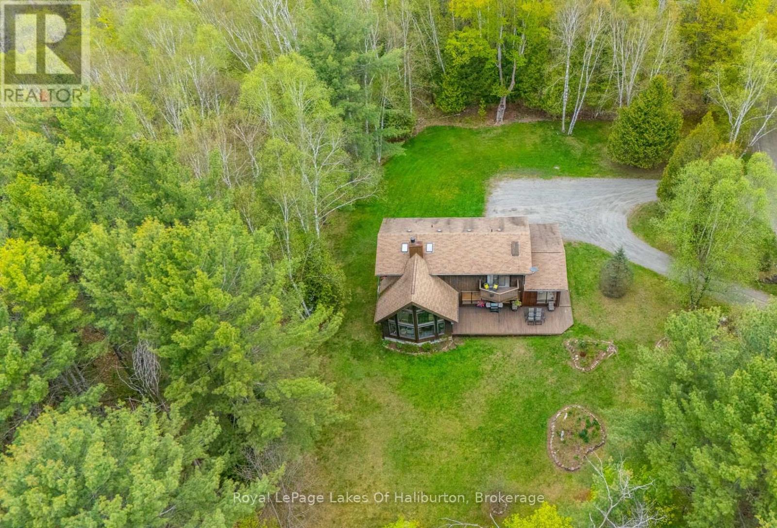 1111 Elk Drive, Dysart Et Al, Ontario  K0M 1S0 - Photo 4 - X12272466