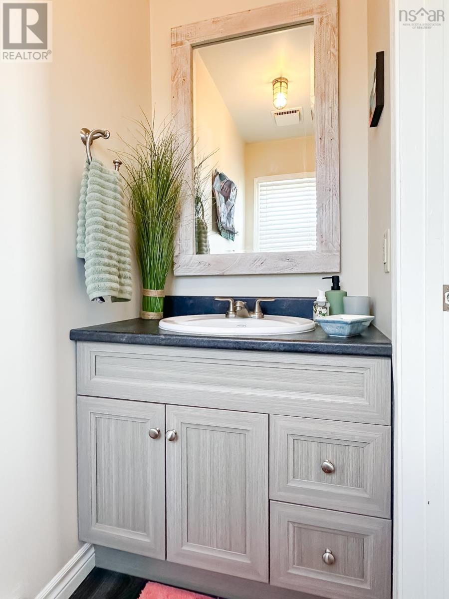 11866 Shore Road, Cottage Cove, Nova Scotia  B0S 1P0 - Photo 18 - 202512652