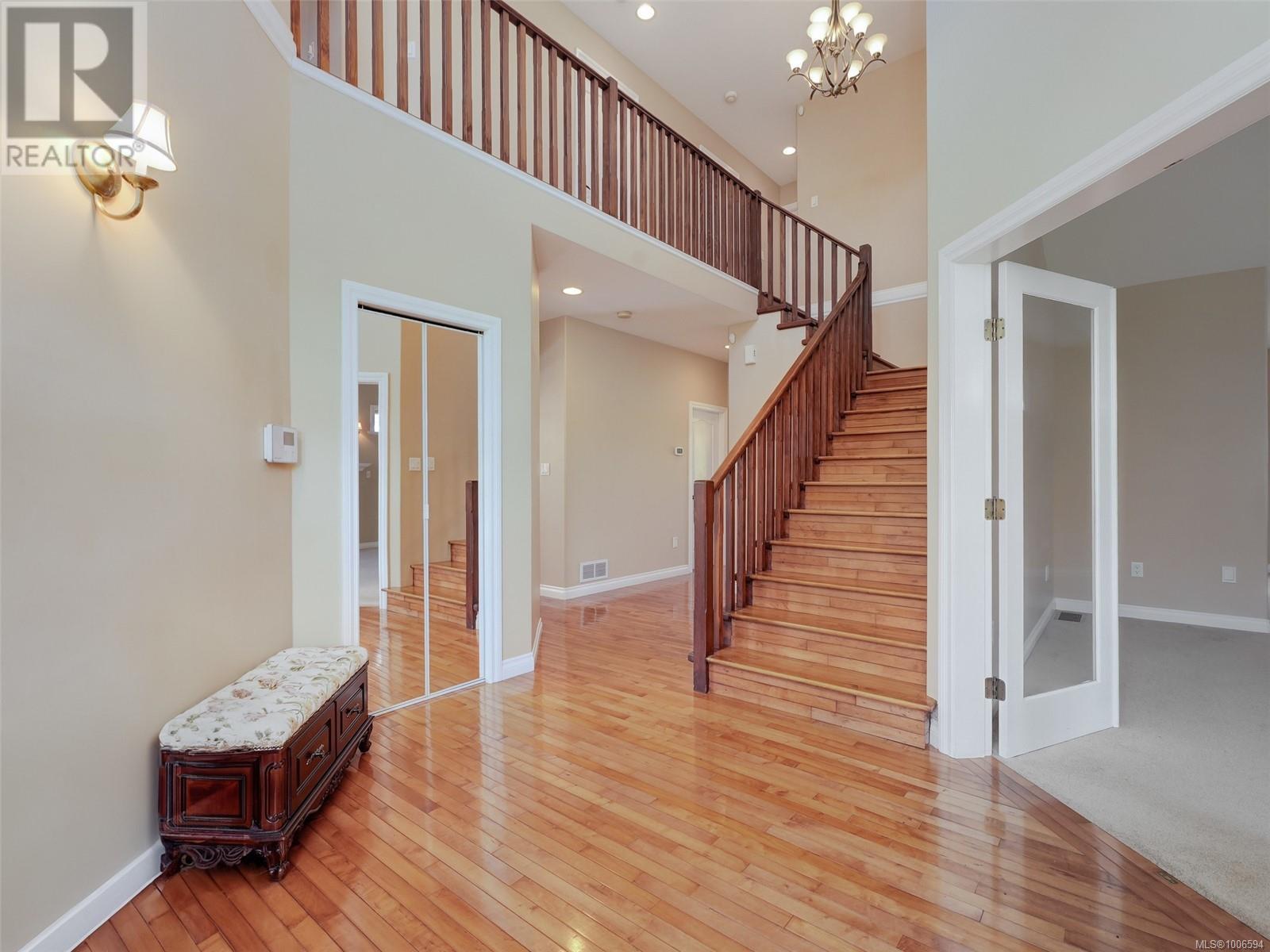 Property at 1713 Mamich Cir image 2