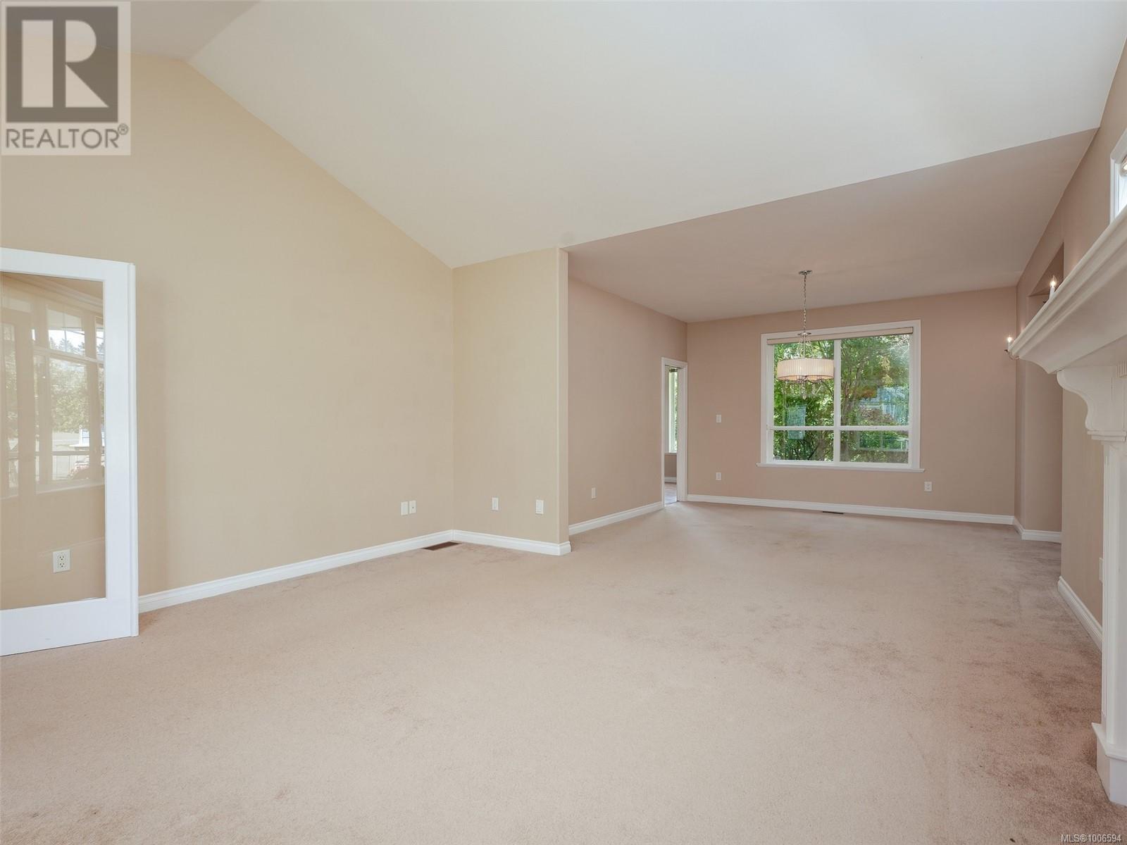 Property at 1713 Mamich Cir image 4
