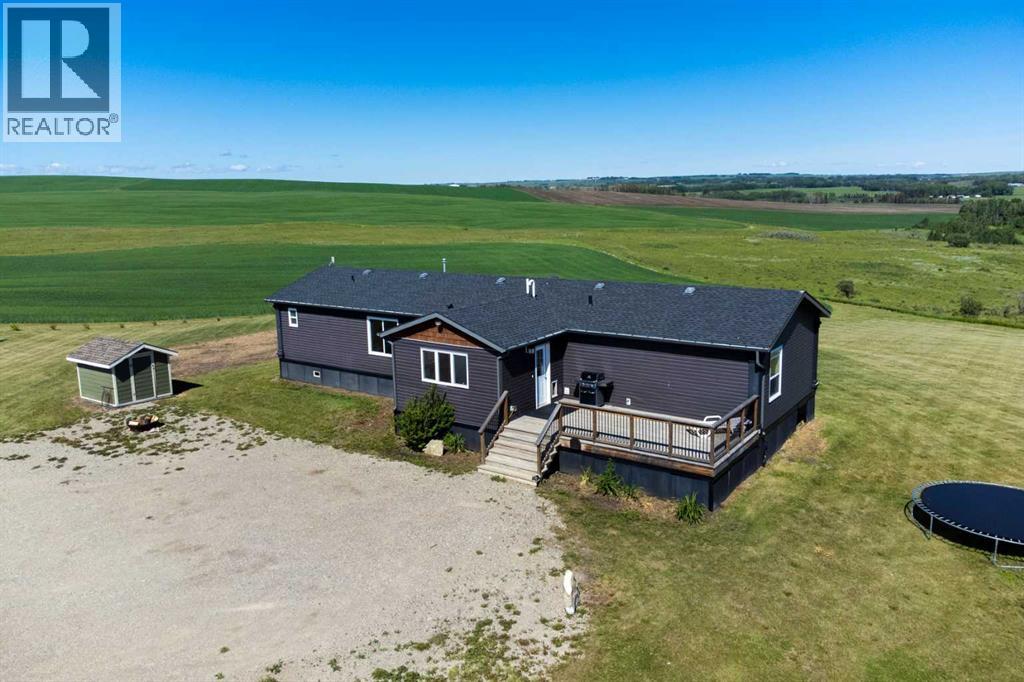 29224 Rr34, Rural Mountain View County, Alberta  T0M 0S0 - Photo 1 - A2235709