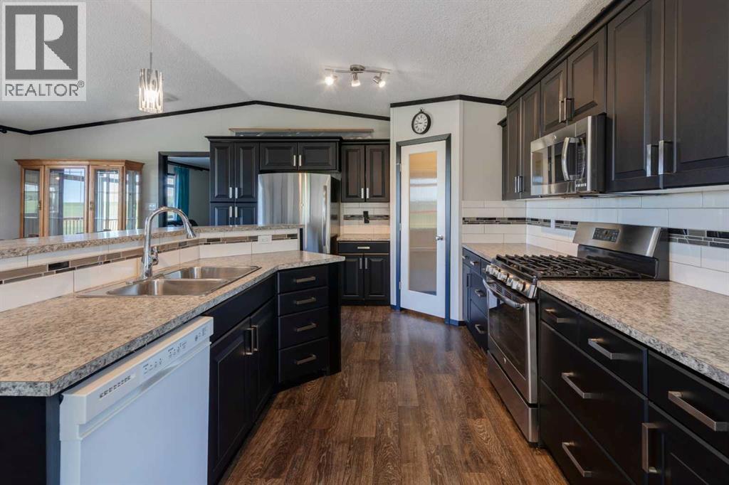 29224 Rr34, Rural Mountain View County, Alberta  T0M 0S0 - Photo 12 - A2235709