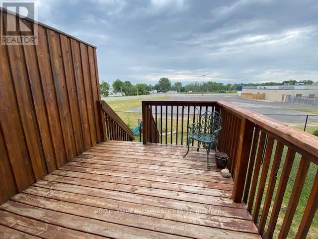 5 Ridgeway Place, Belleville, Ontario  K8P 0E7 - Photo 17 - X12273756