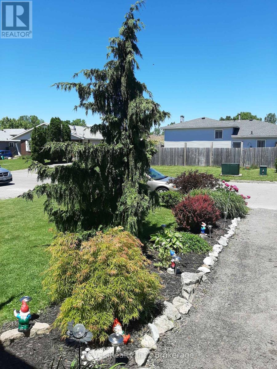 Property at 16 DODDS COURT image 3
