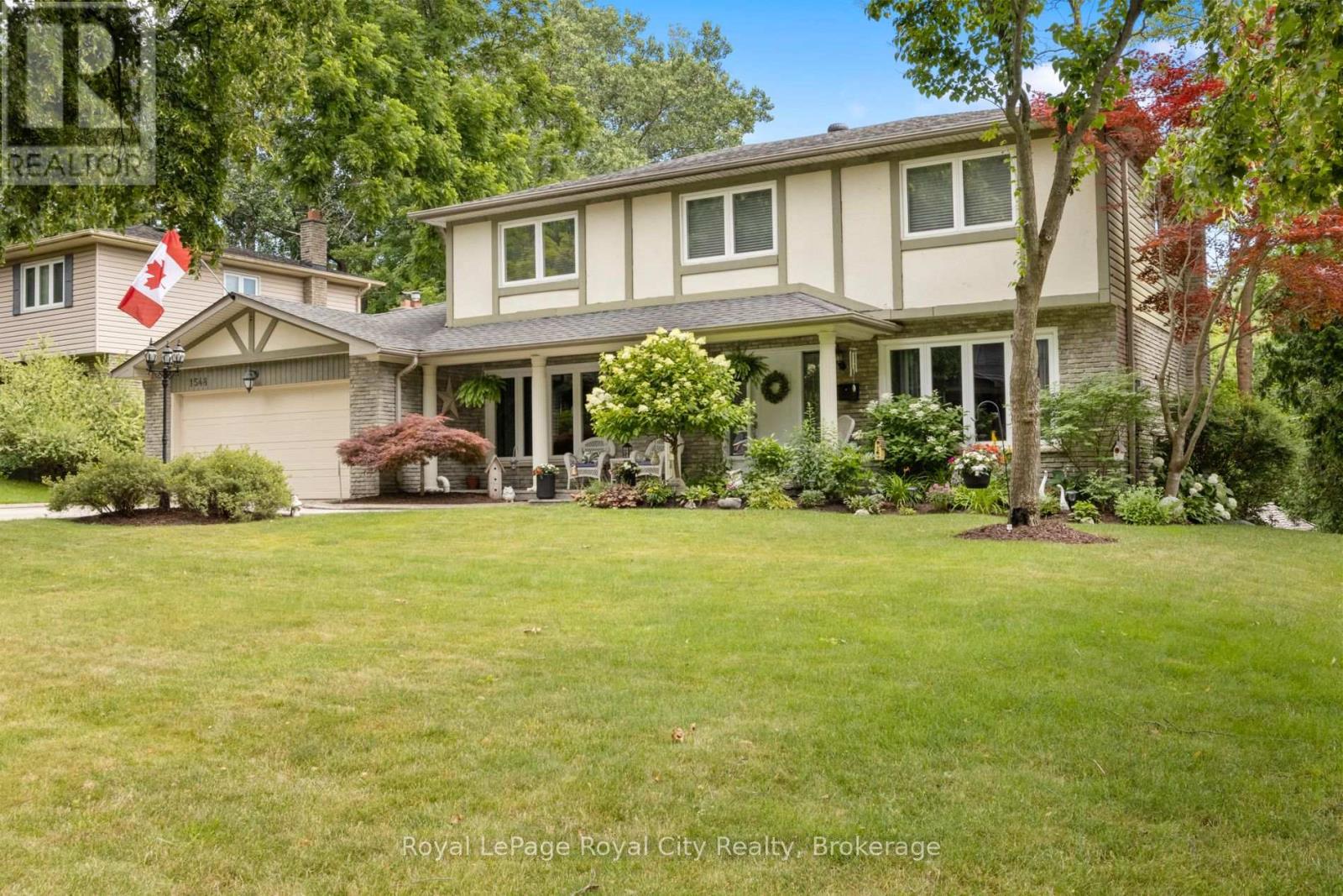 1548 Troika Court, Mississauga, Ontario  L5J 4C4 - Photo 1 - W12273690