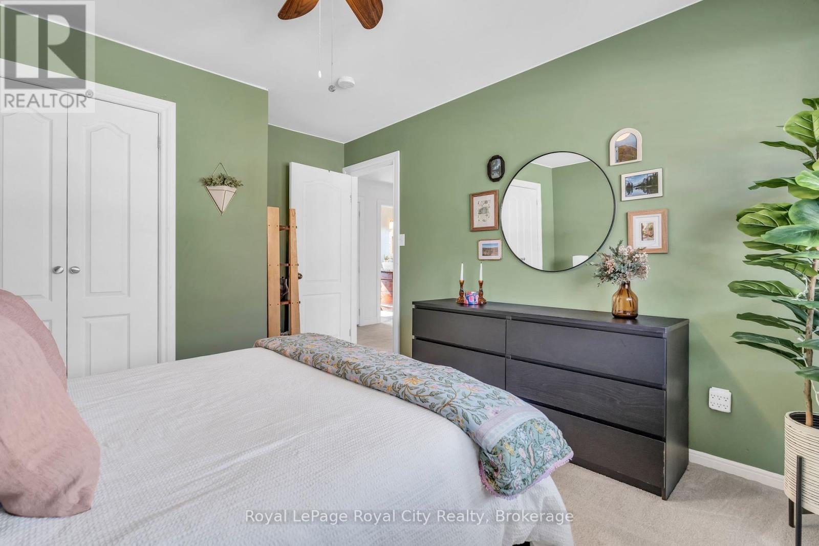 1548 Troika Court, Mississauga, Ontario  L5J 4C4 - Photo 29 - W12273690