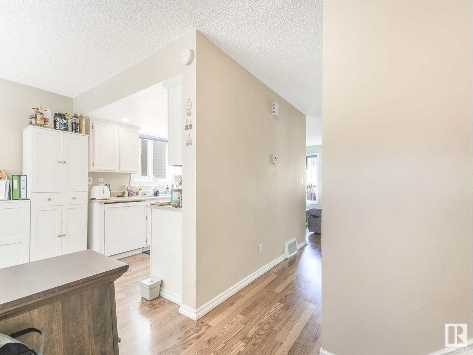 Property at #59 10453 20 AV NW image 2