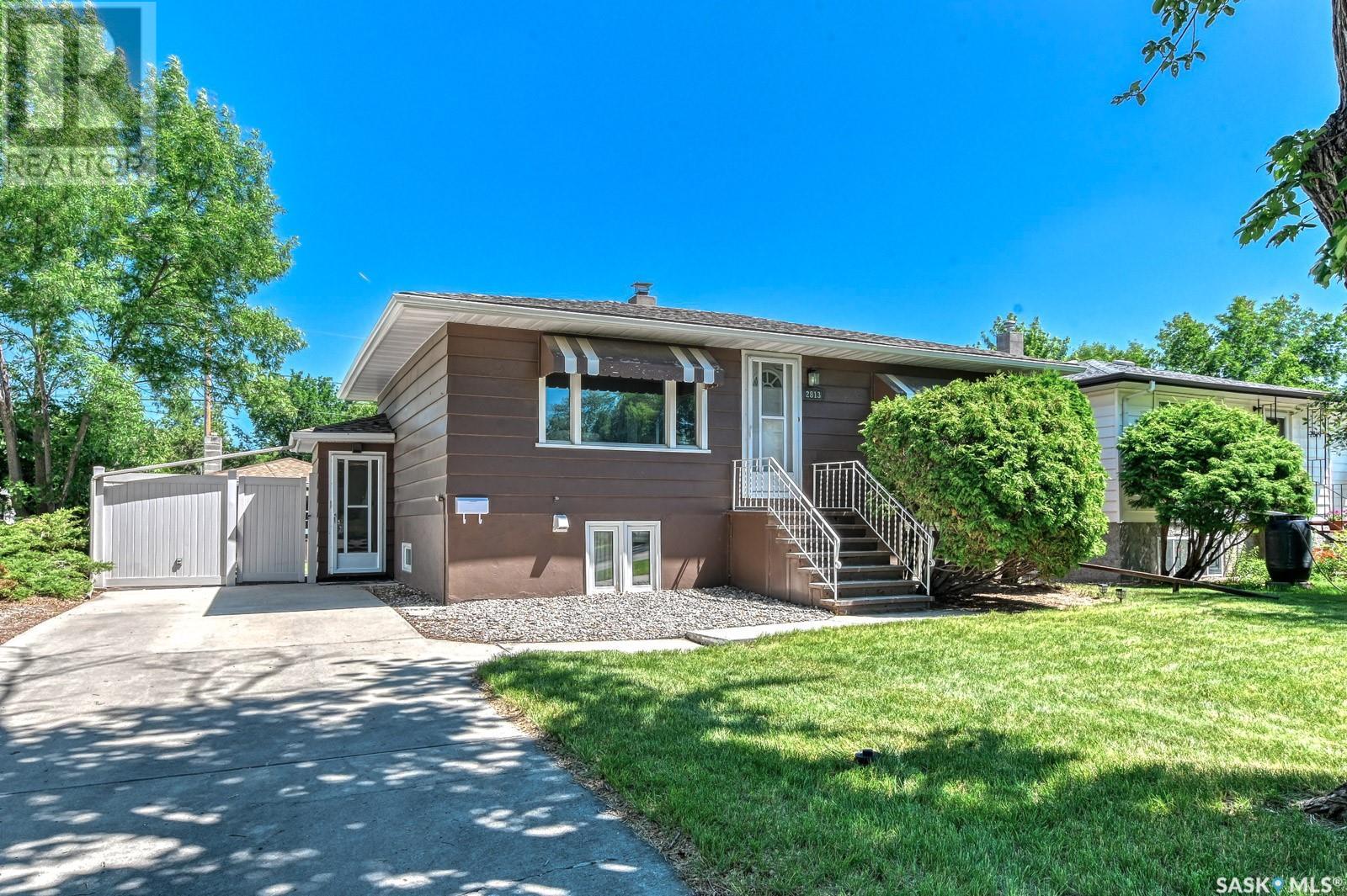 2813 Francis STREET, regina, Saskatchewan