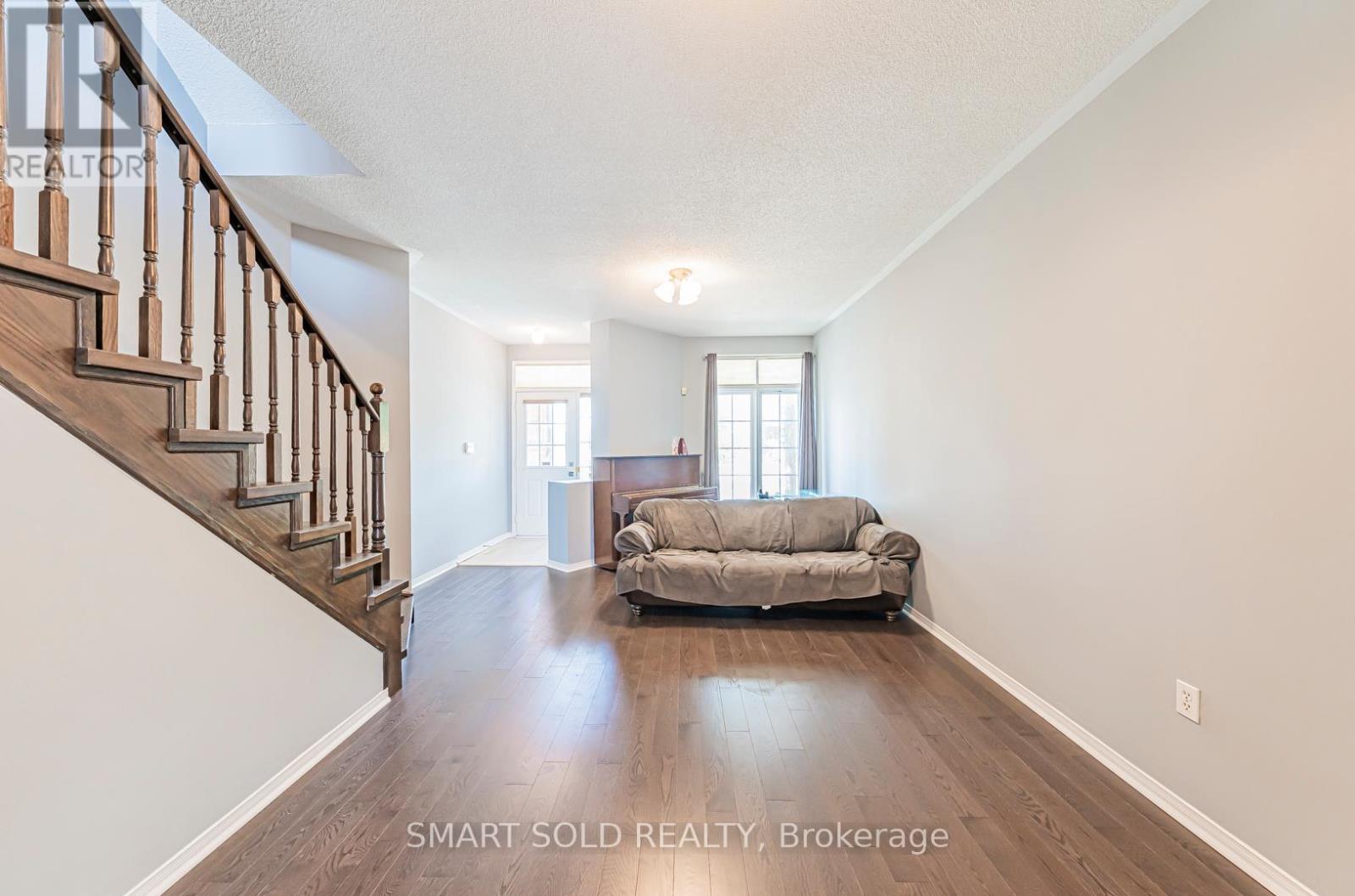 Property at 75 BUR OAK AVENUE image 4