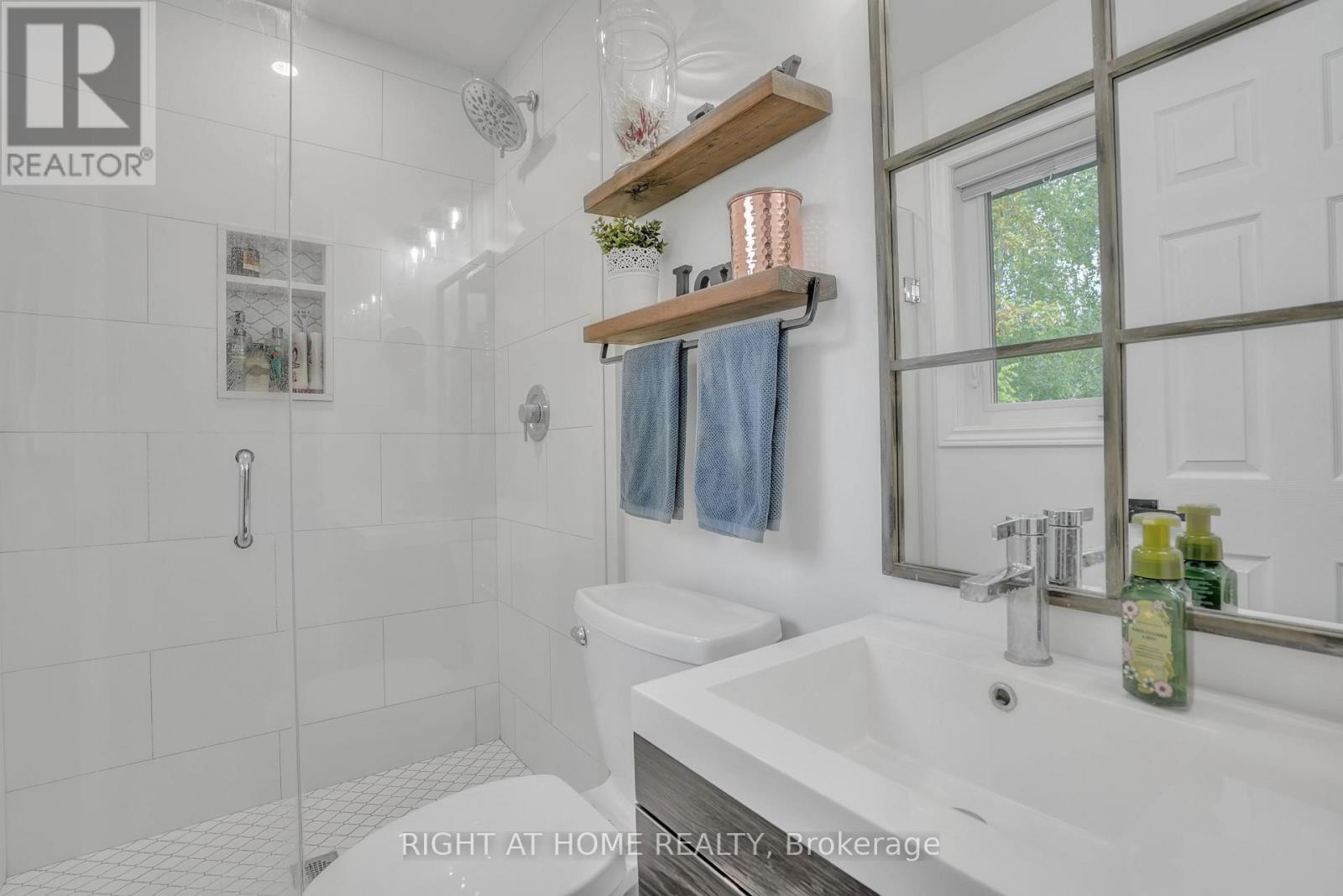 3421 13 Line, Bradford West Gwillimbury, Ontario  L0L 1L0 - Photo 19 - N12273649