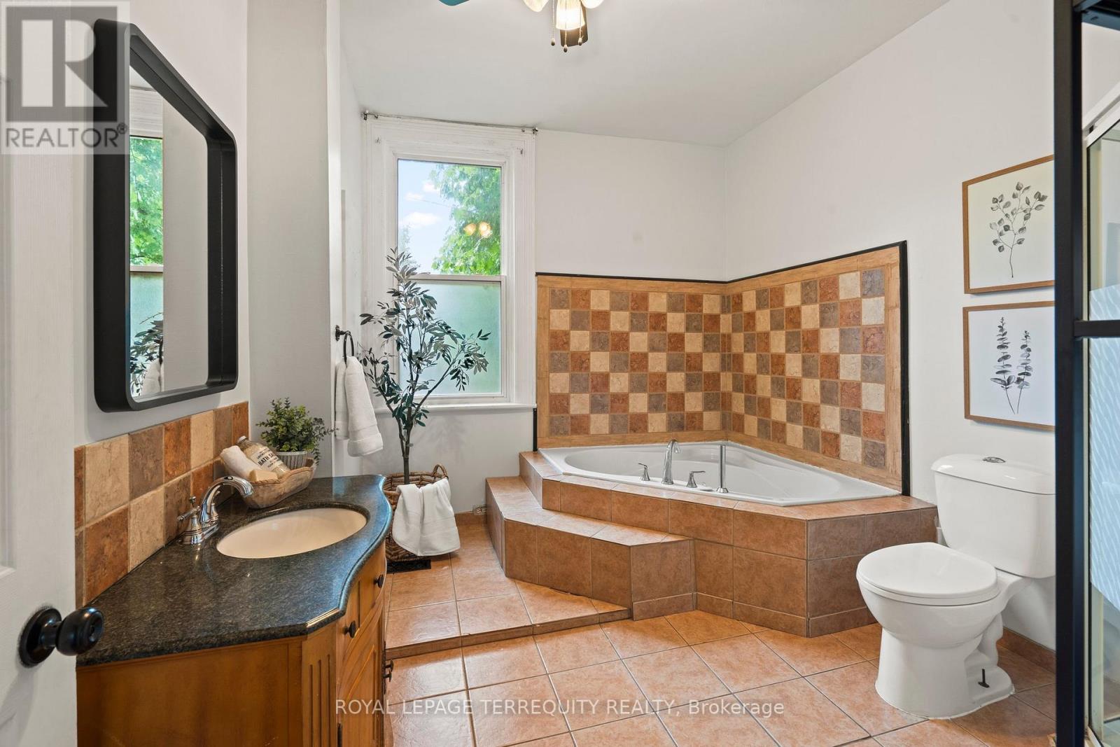21 Albert Street S, Brock, Ontario  L0C 1H0 - Photo 20 - N12273773