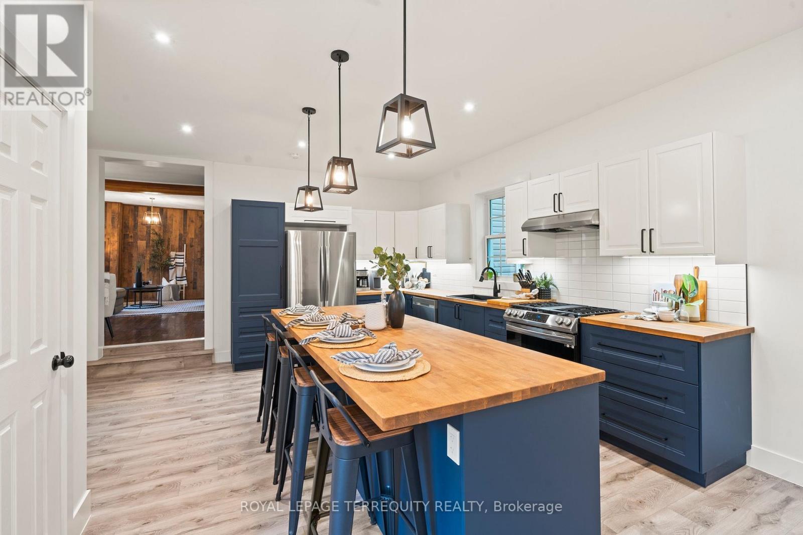 21 Albert Street S, Brock, Ontario  L0C 1H0 - Photo 6 - N12273773