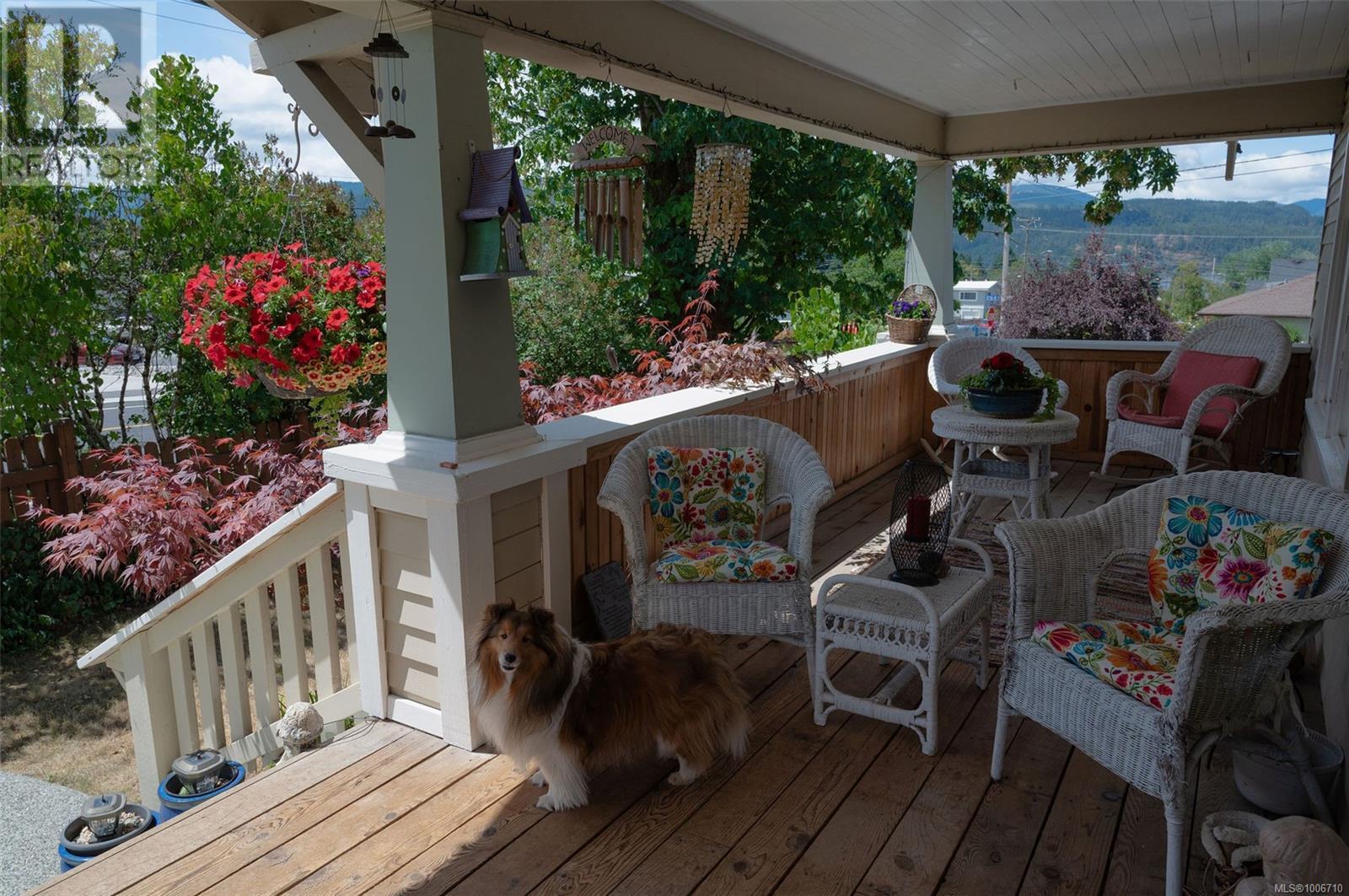 Property at 4103 Burde St image 1