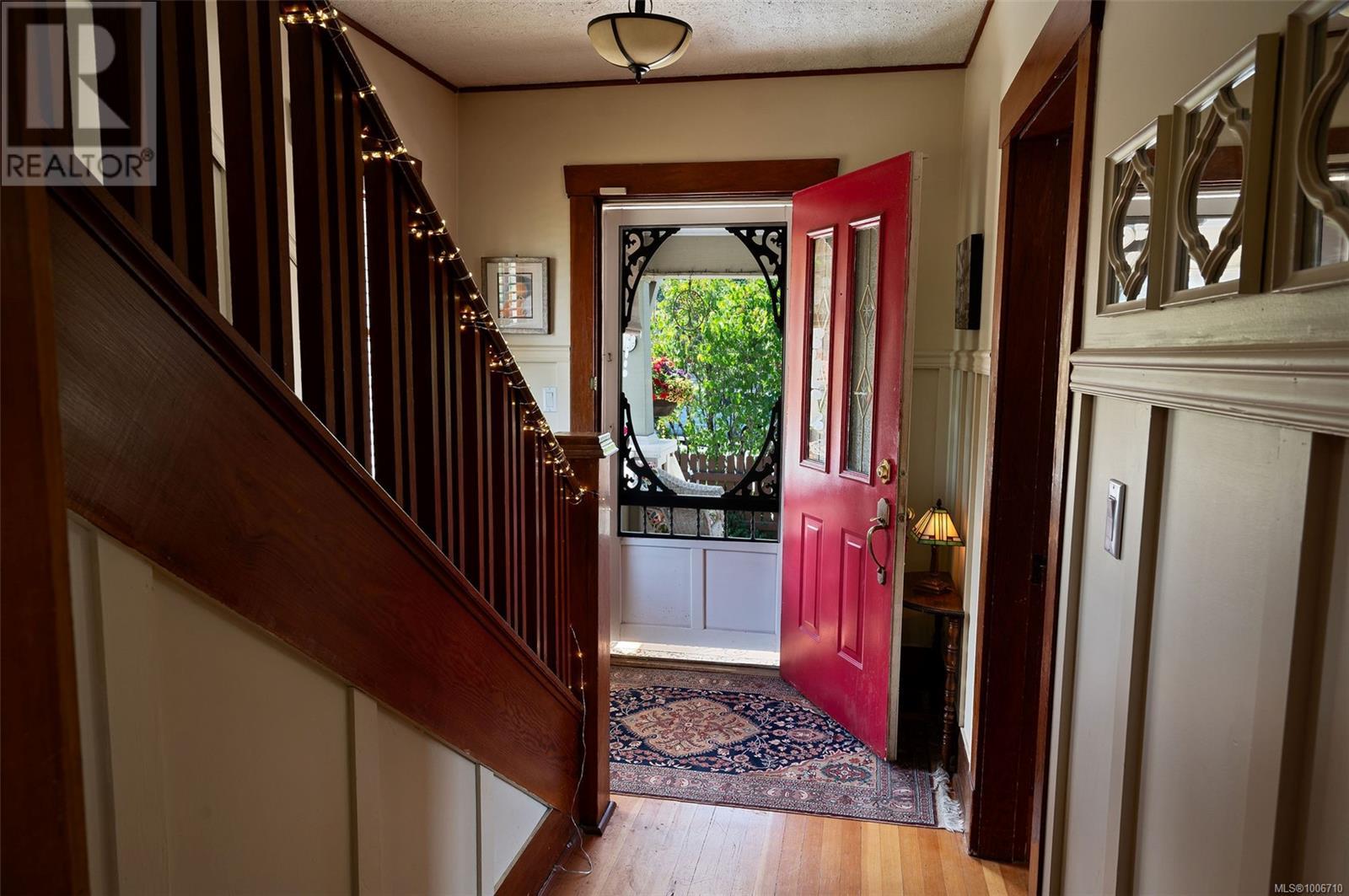 Property at 4103 Burde St image 5