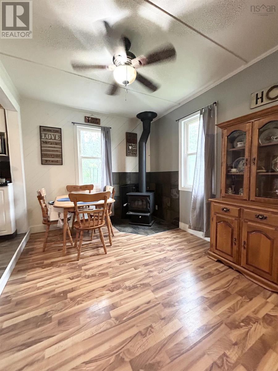 81 North Street, Springhill, Nova Scotia  B0M 1X0 - Photo 17 - 202517106