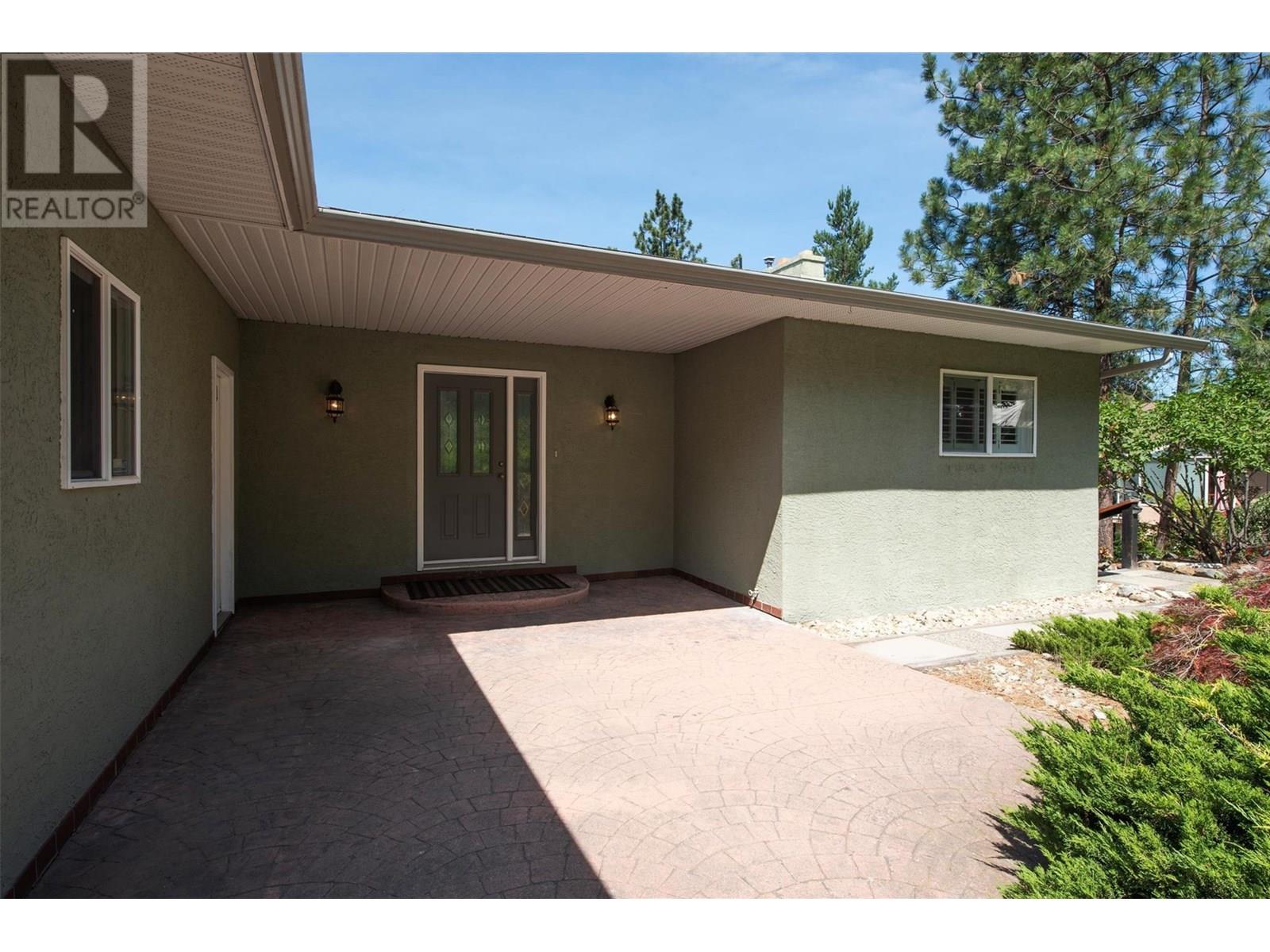 1310 McKinley Road Kelowna Photo 6