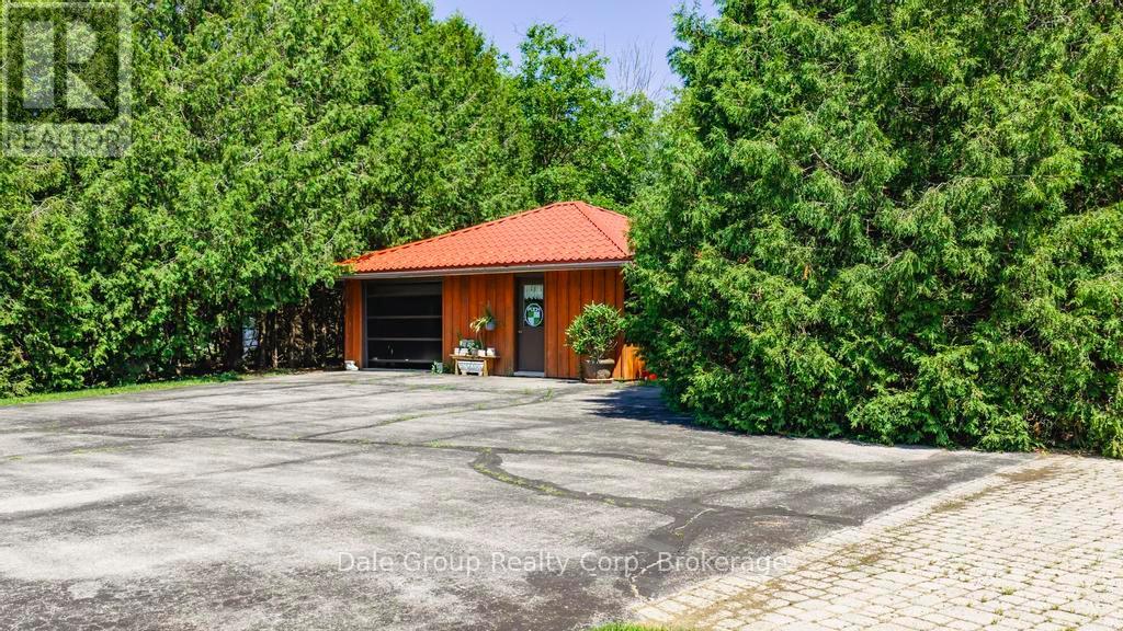 81283 Galt Place, Goderich, Ontario  N7A 3Y1 - Photo 9 - X12124397