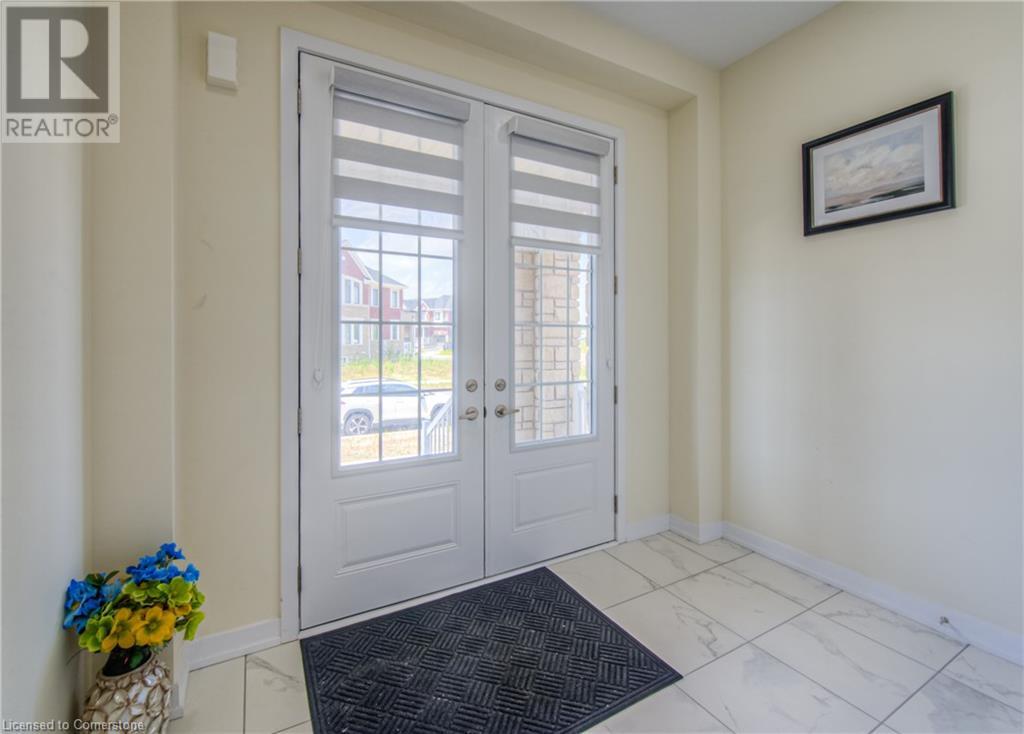Property at 72 PAPERBIRCH Drive image 5