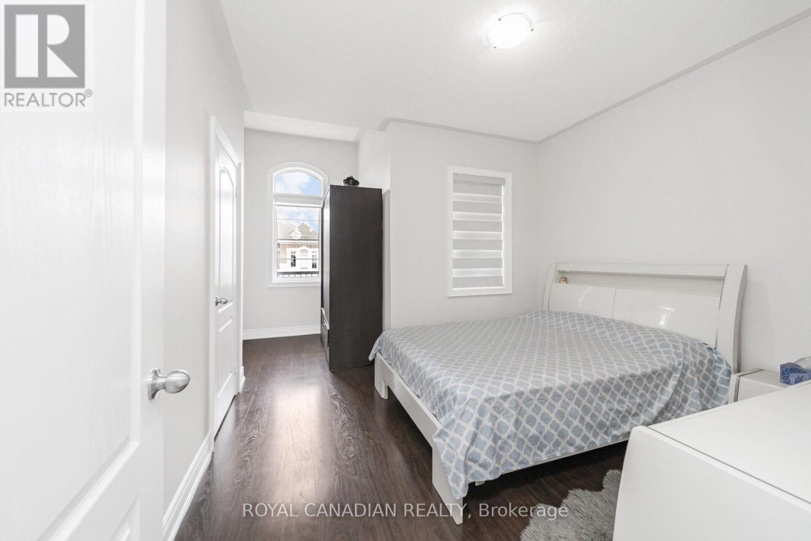1531 Mendelson Heights, Milton (Fo Ford), Ontario  L9E 1H3 - Photo 41 - W12273621