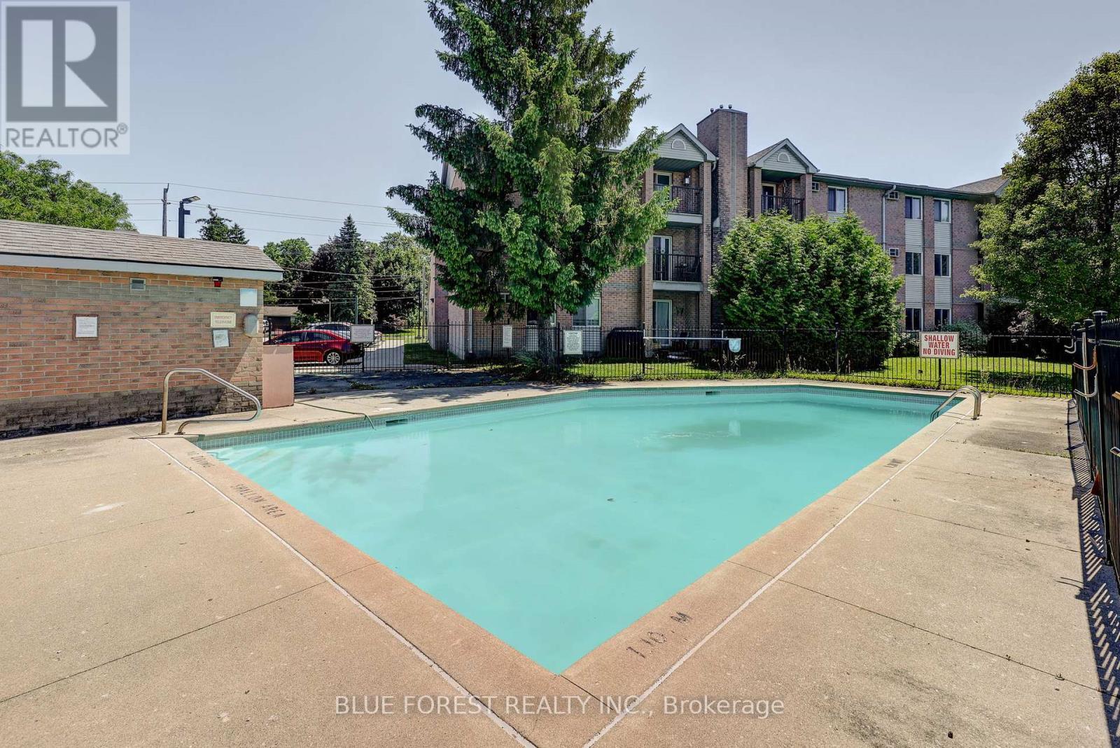 111 - 2228 Trafalgar Street, London East, Ontario  N5V 4J8 - Photo 4 - X12273820