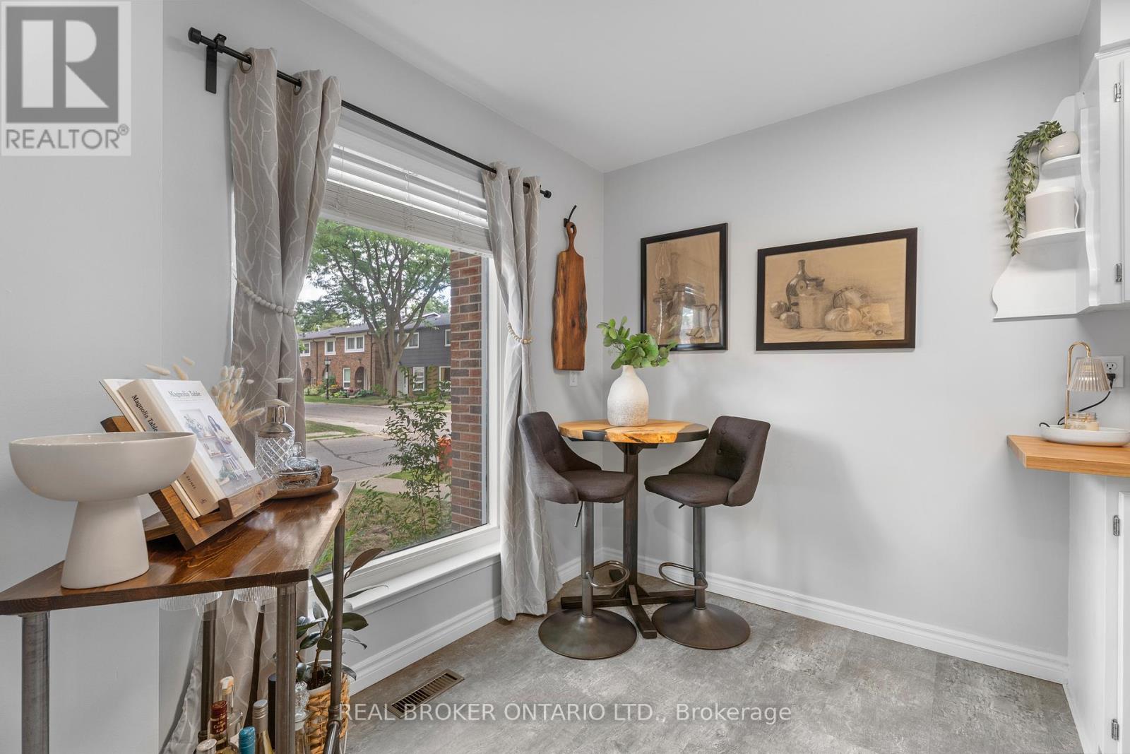 Property at 2 - 121 BAGOT STREET image 3