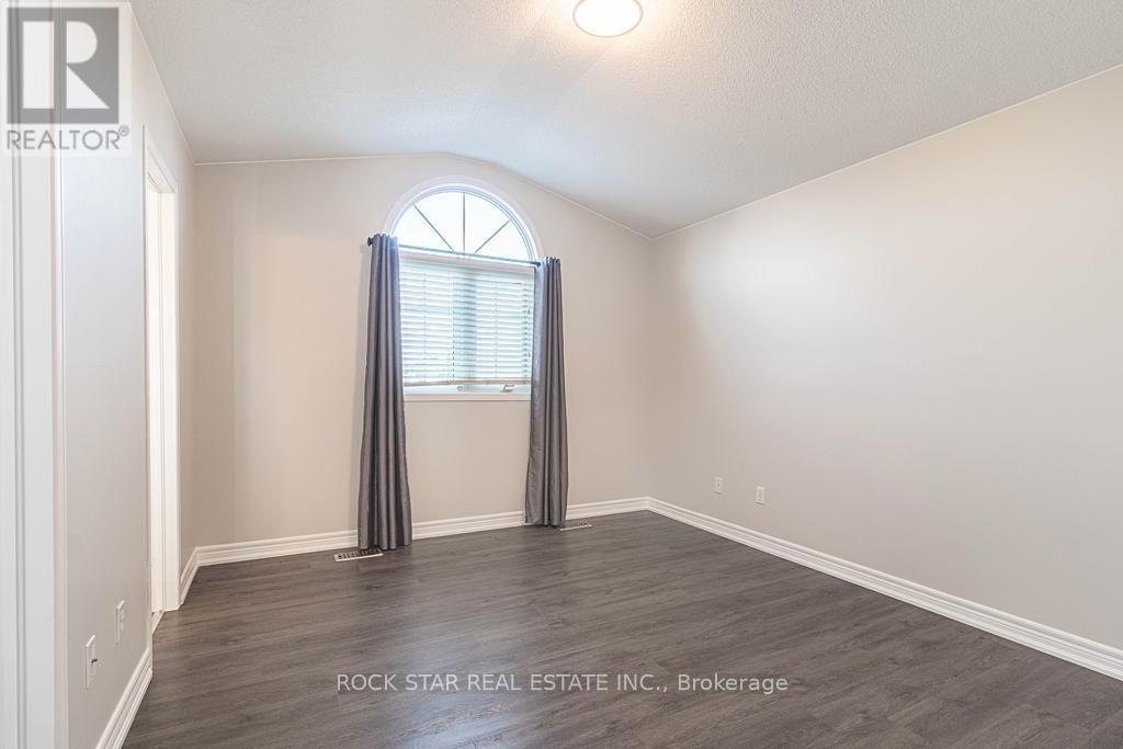 9872 Florence Street, Southwold, Ontario  N5P 4L3 - Photo 12 - X12273672