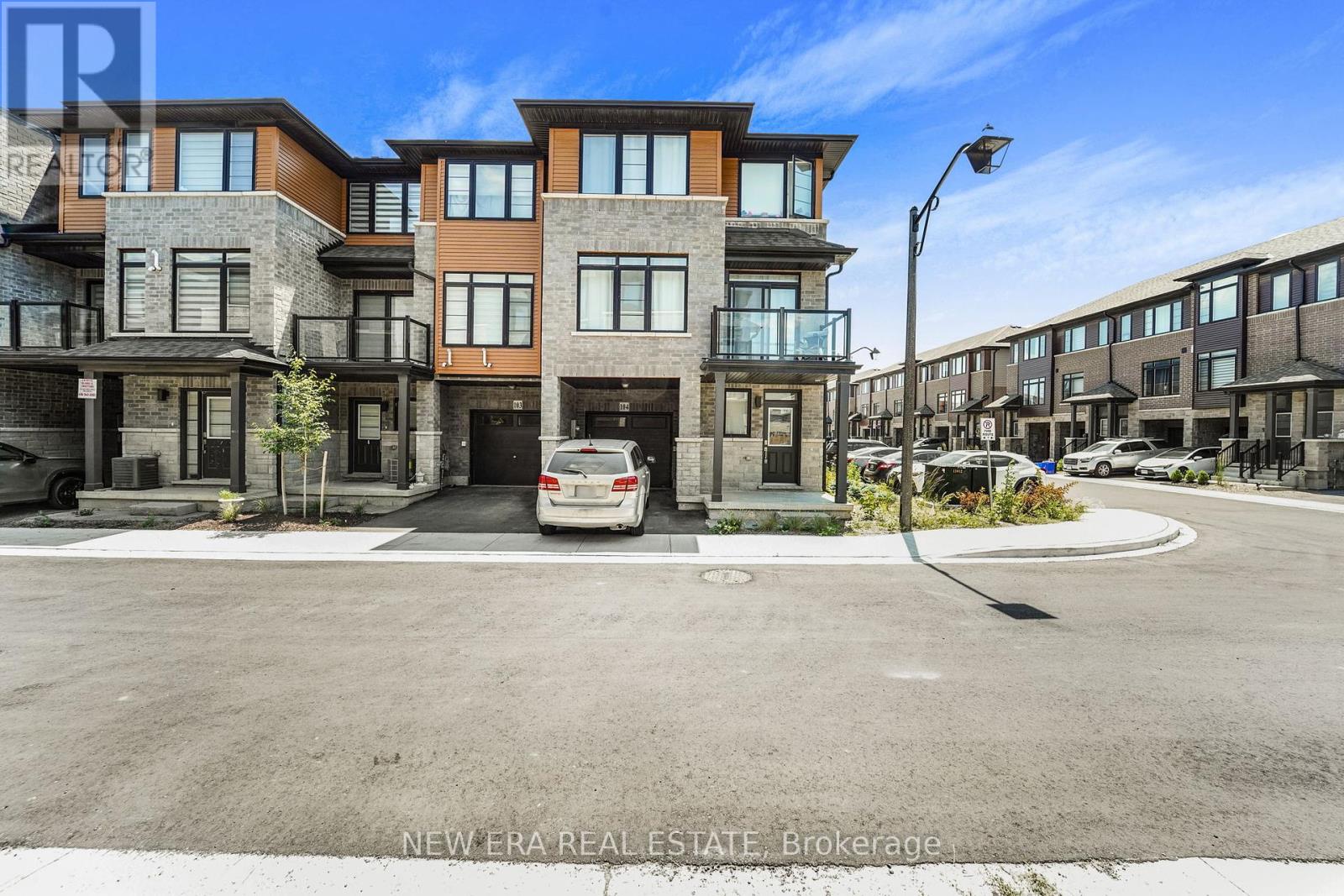 Property at 104 - 461 BLACKBURN DRIVE image 3