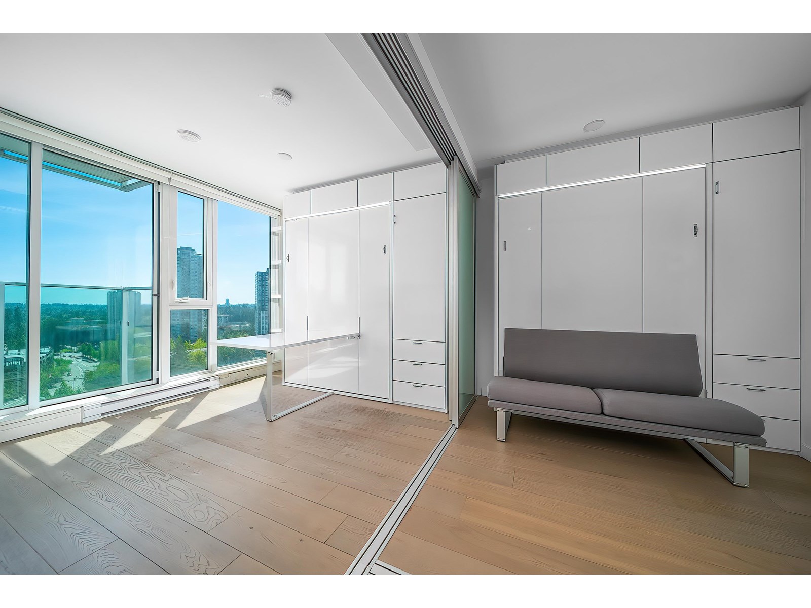 Property at 1913 13438 CENTRAL AVENUE image 4