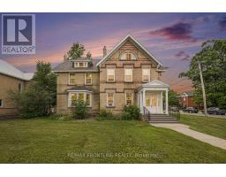 38 DRUMMOND STREET W, Perth, Ontario