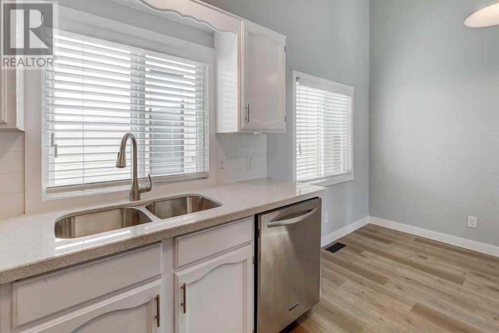 Property at 7802 Ranchview Drive NW image 3