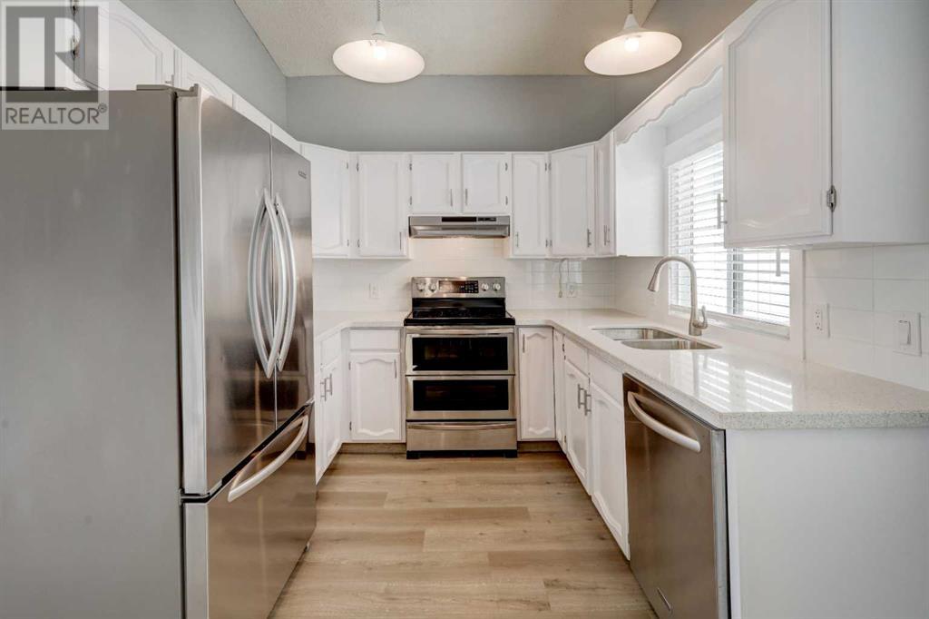 Property at 7802 Ranchview Drive NW image 5