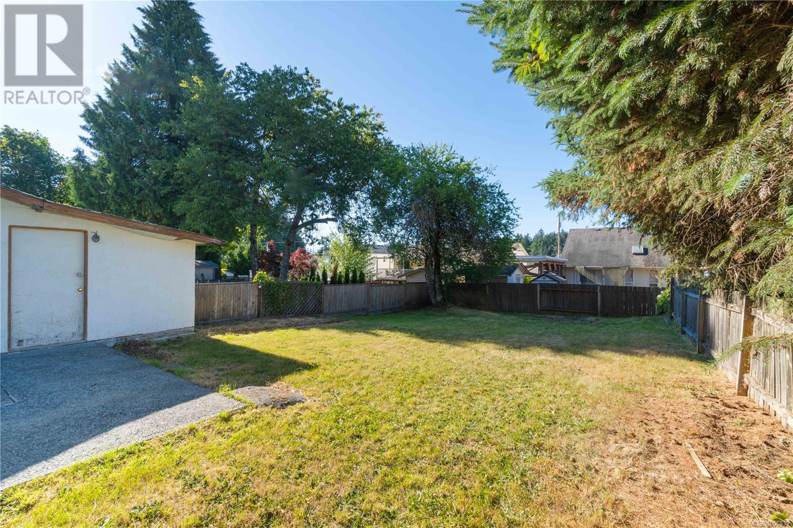 Property at 2479 Rosstown Rd image 3