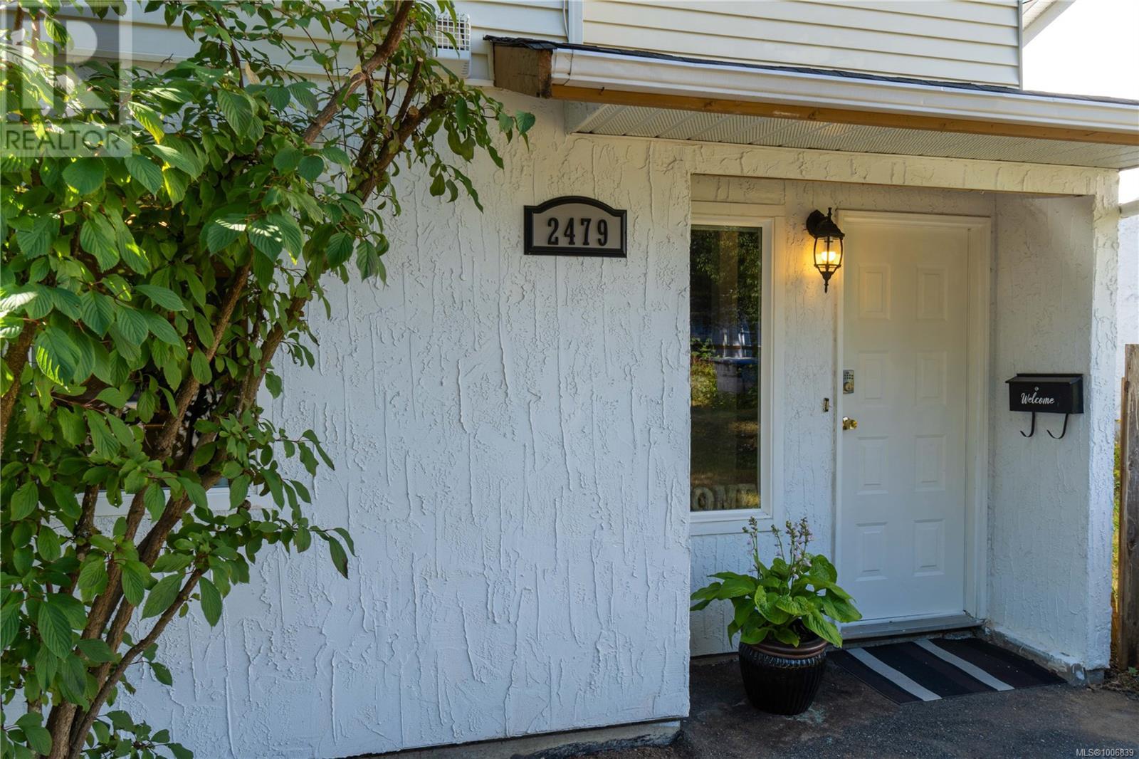 Property at 2479 Rosstown Rd image 4