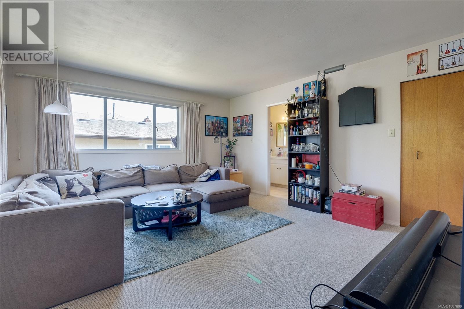 760 Wilson St, Victoria, British Columbia  V9A 3H5 - Photo 3 - 1007000