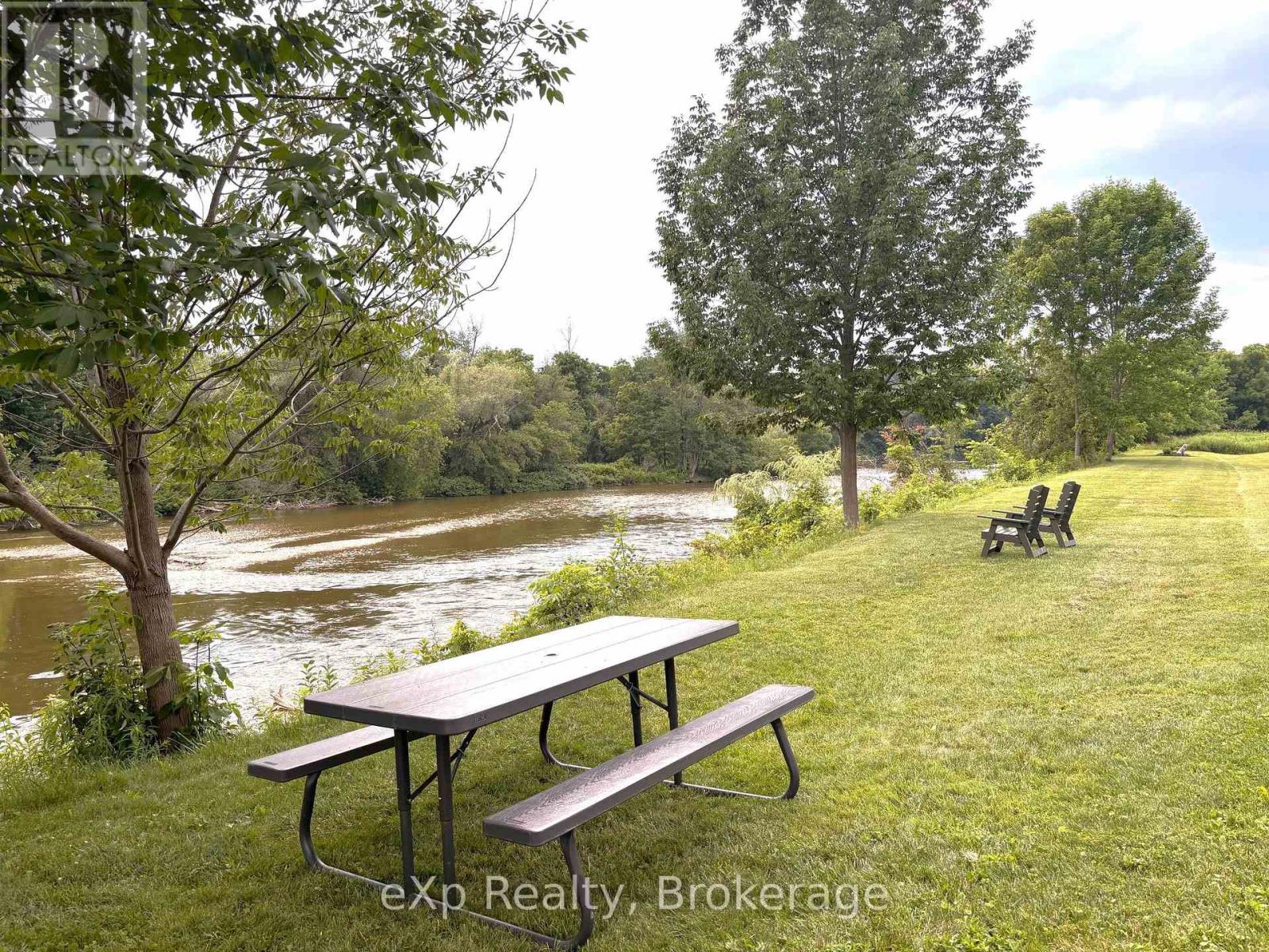408 - 85 William Street N, Brockton, Ontario  N0G 2V0 - Photo 10 - X12260977