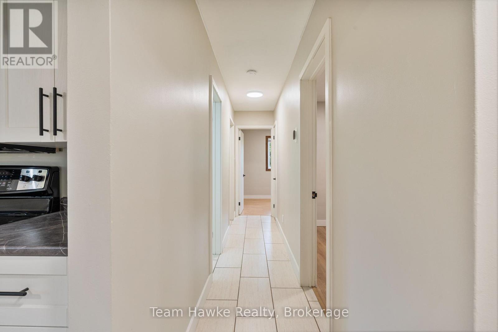 689 Dominion Avenue, Midland, Ontario  L4R 1R9 - Photo 20 - S12223729