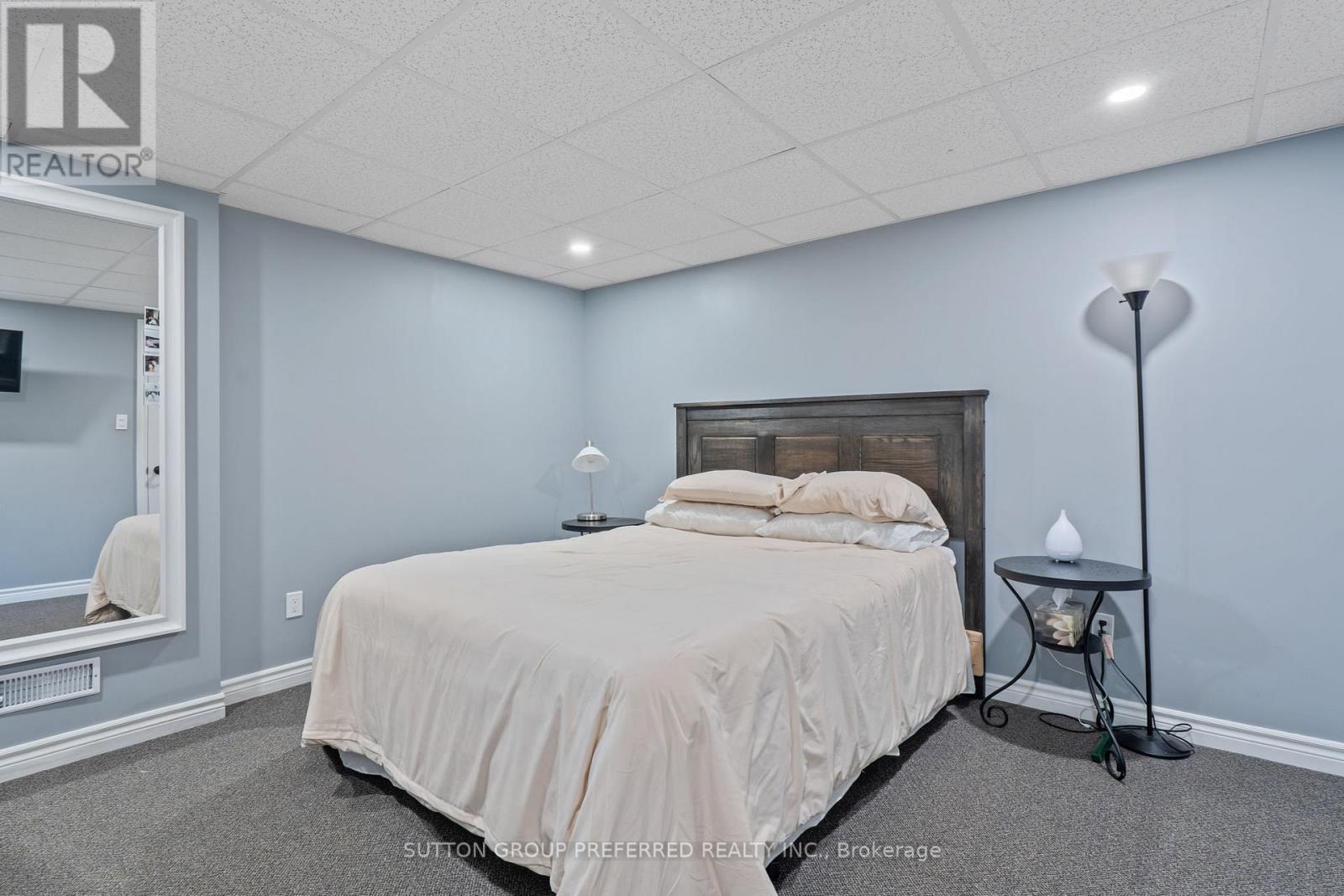 93 Hartson Road, London North, Ontario  N6H 4Z5 - Photo 31 - X12273994