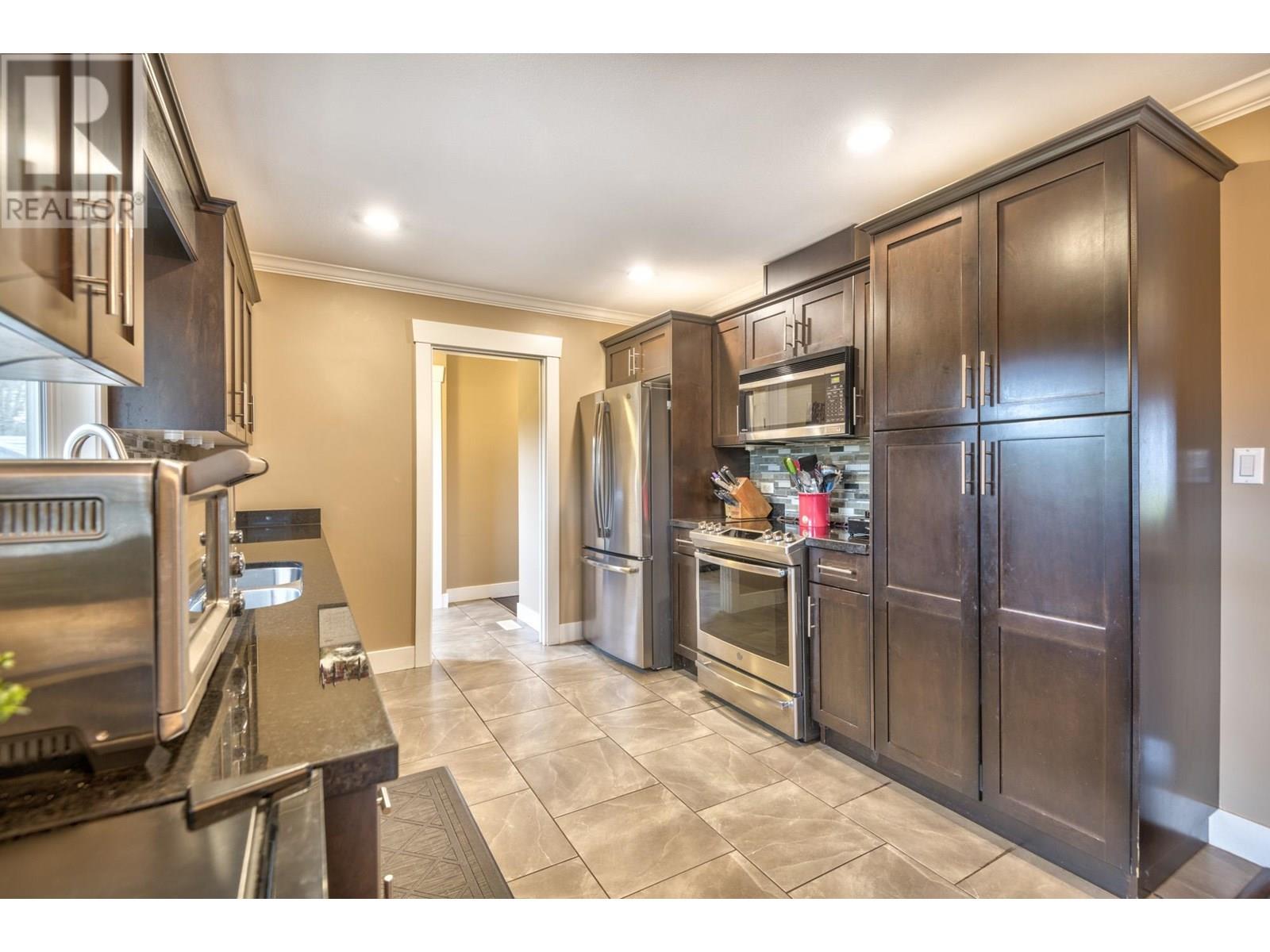 22787 Reid Avenue, Maple Ridge, British Columbia  V2X 4G7 - Photo 13 - R3006626