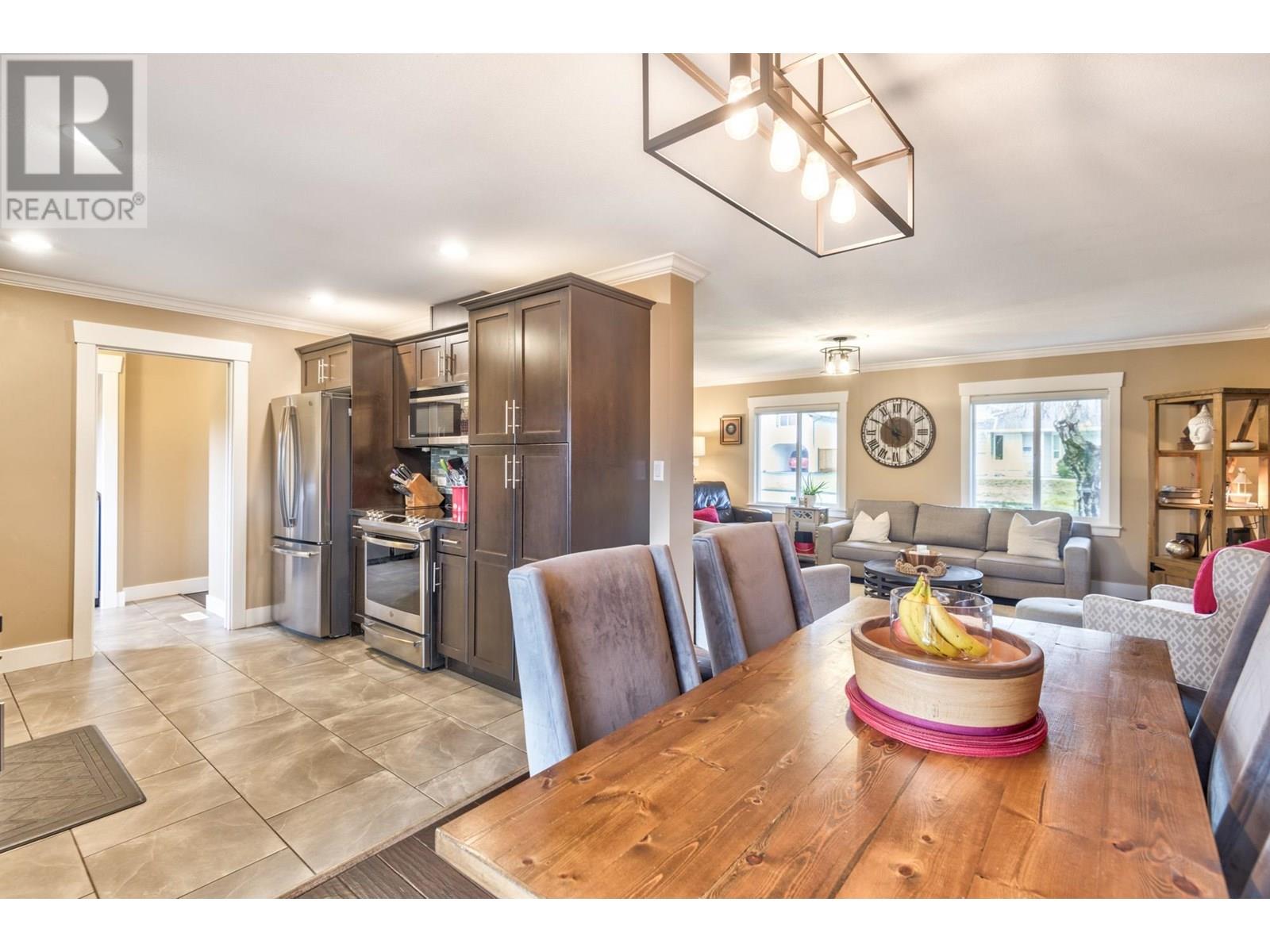 22787 Reid Avenue, Maple Ridge, British Columbia  V2X 4G7 - Photo 11 - R3006626