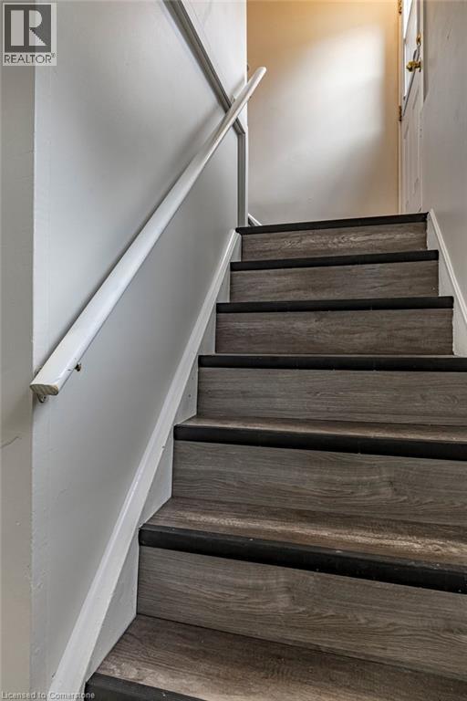 173 West 32nd Street, Hamilton, Ontario  L9C 5H1 - Photo 24 - 40748638