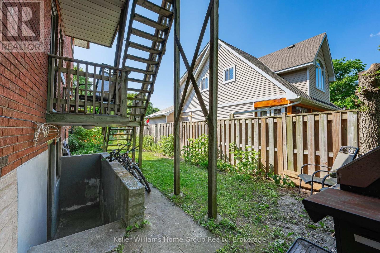 228 Connaught Street, Kitchener, Ontario  N2C 1B3 - Photo 9 - X12273907